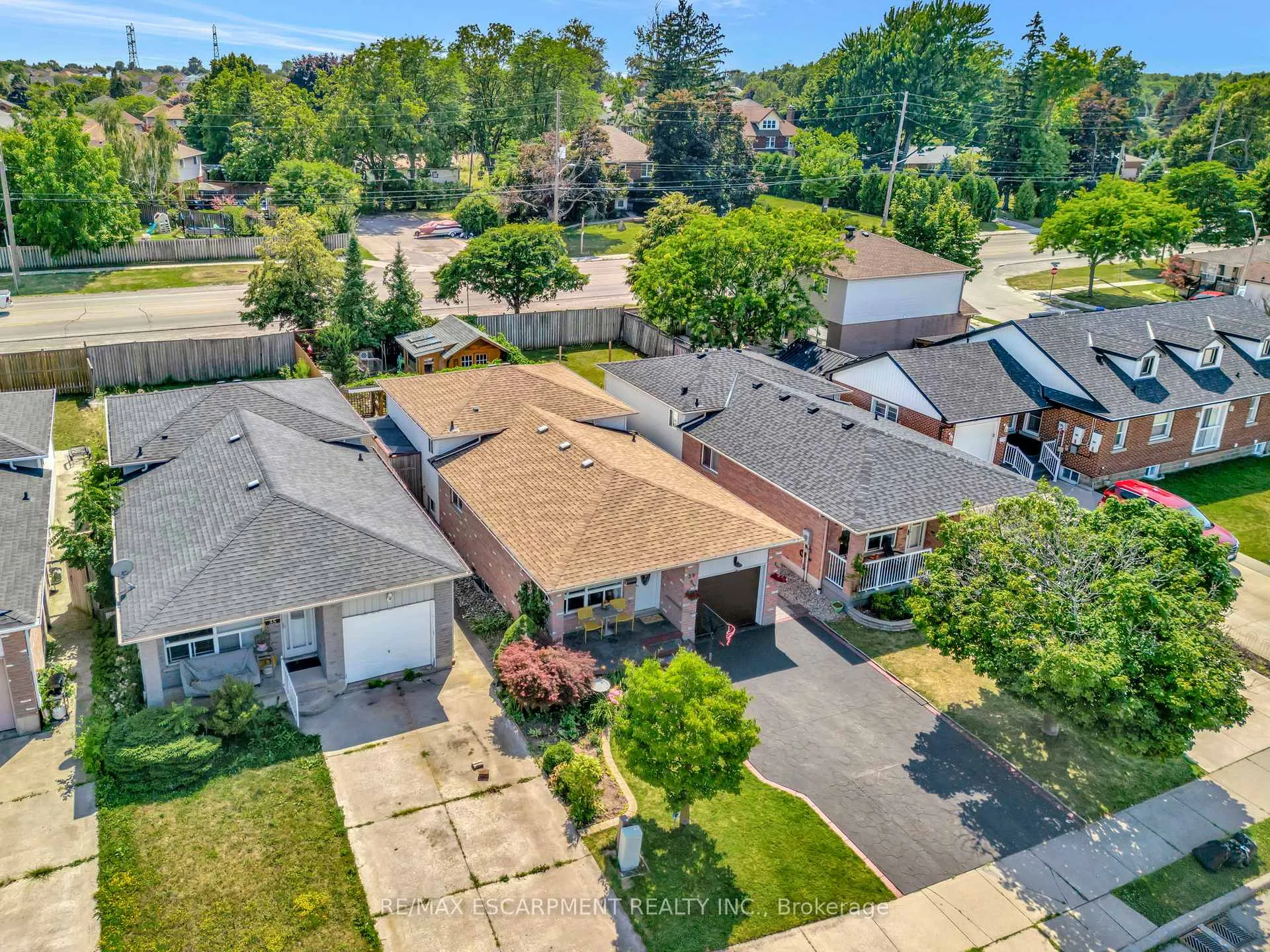 Photo 37 of 39 Marilyn Court, Hamilton, Ryckmans — HOMEH