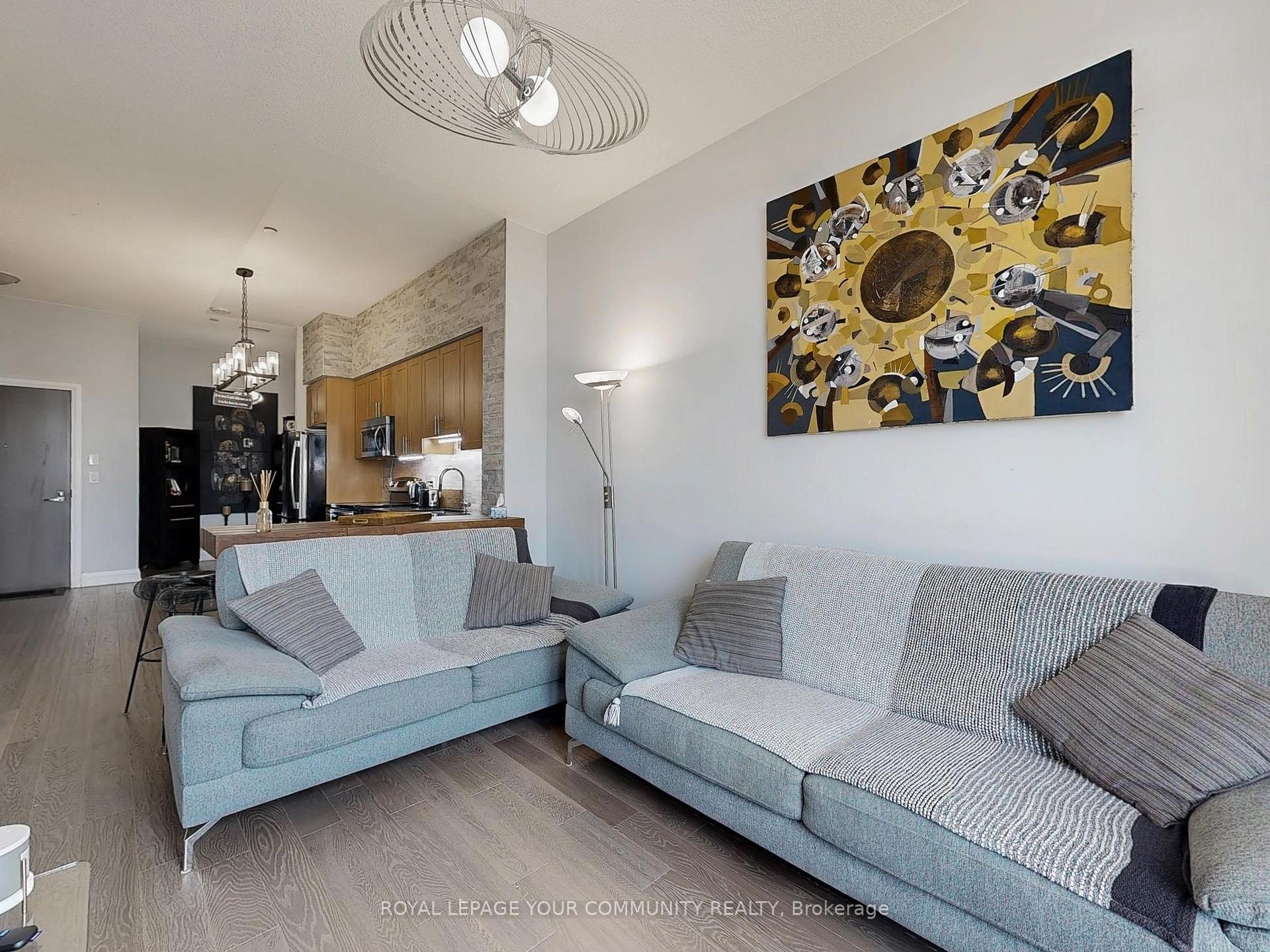 Photo 1 of Unit 309, 7171 Yonge Street, Markham, Thornhill — HOMEH