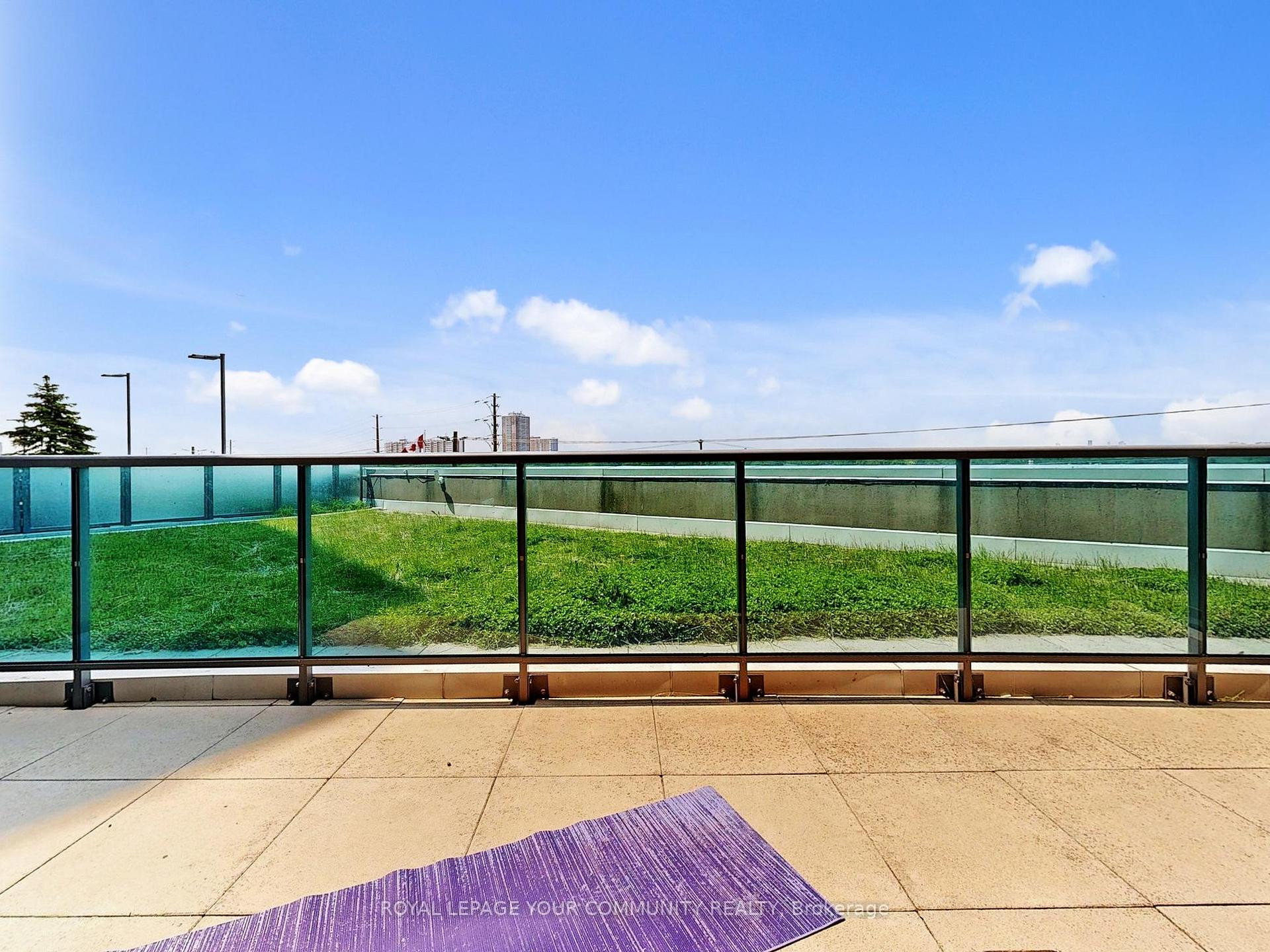 Photo 14 of Unit 309, 7171 Yonge Street, Markham, Thornhill — HOMEH