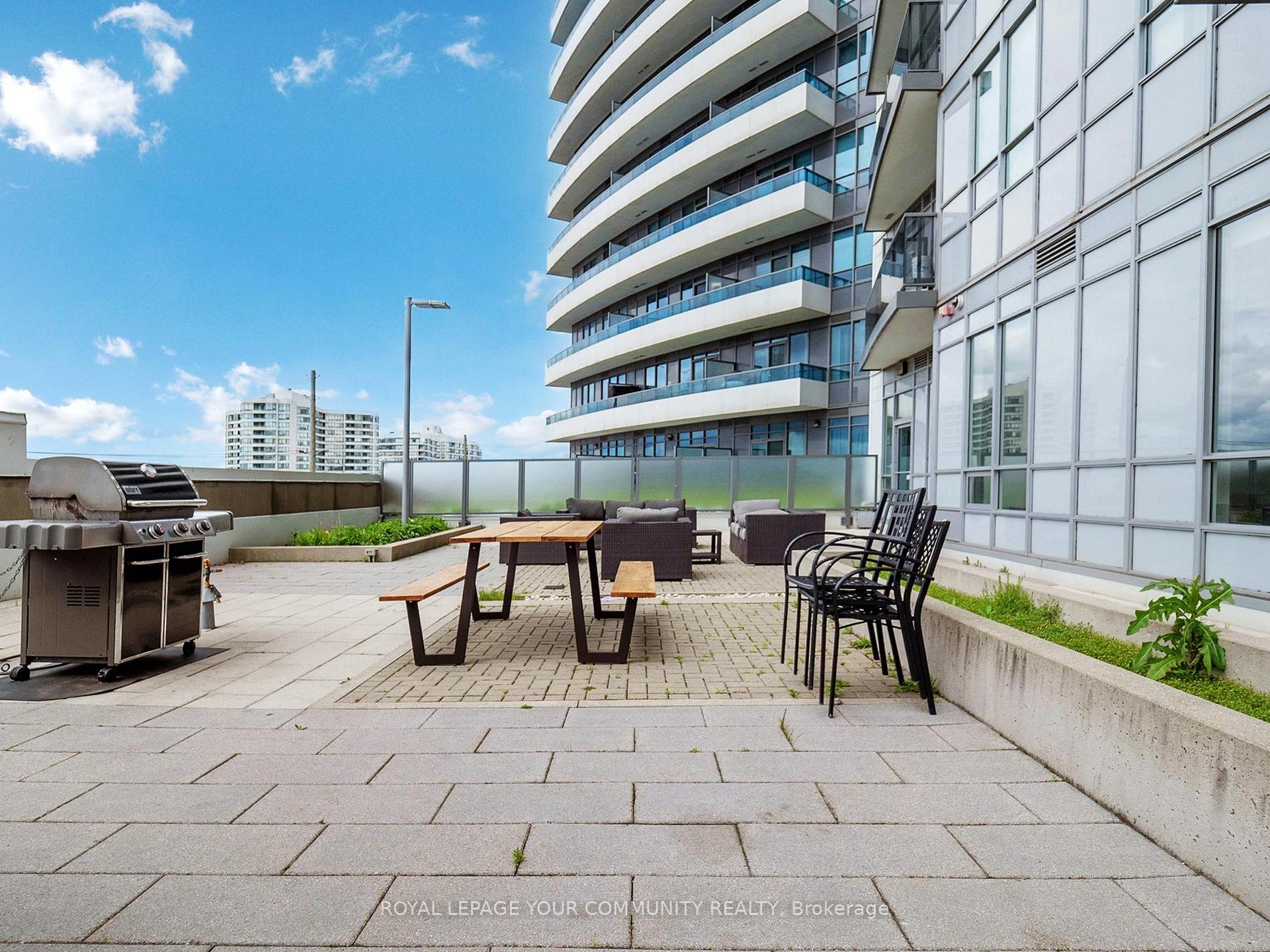 Photo 36 of Unit 309, 7171 Yonge Street, Markham, Thornhill — HOMEH