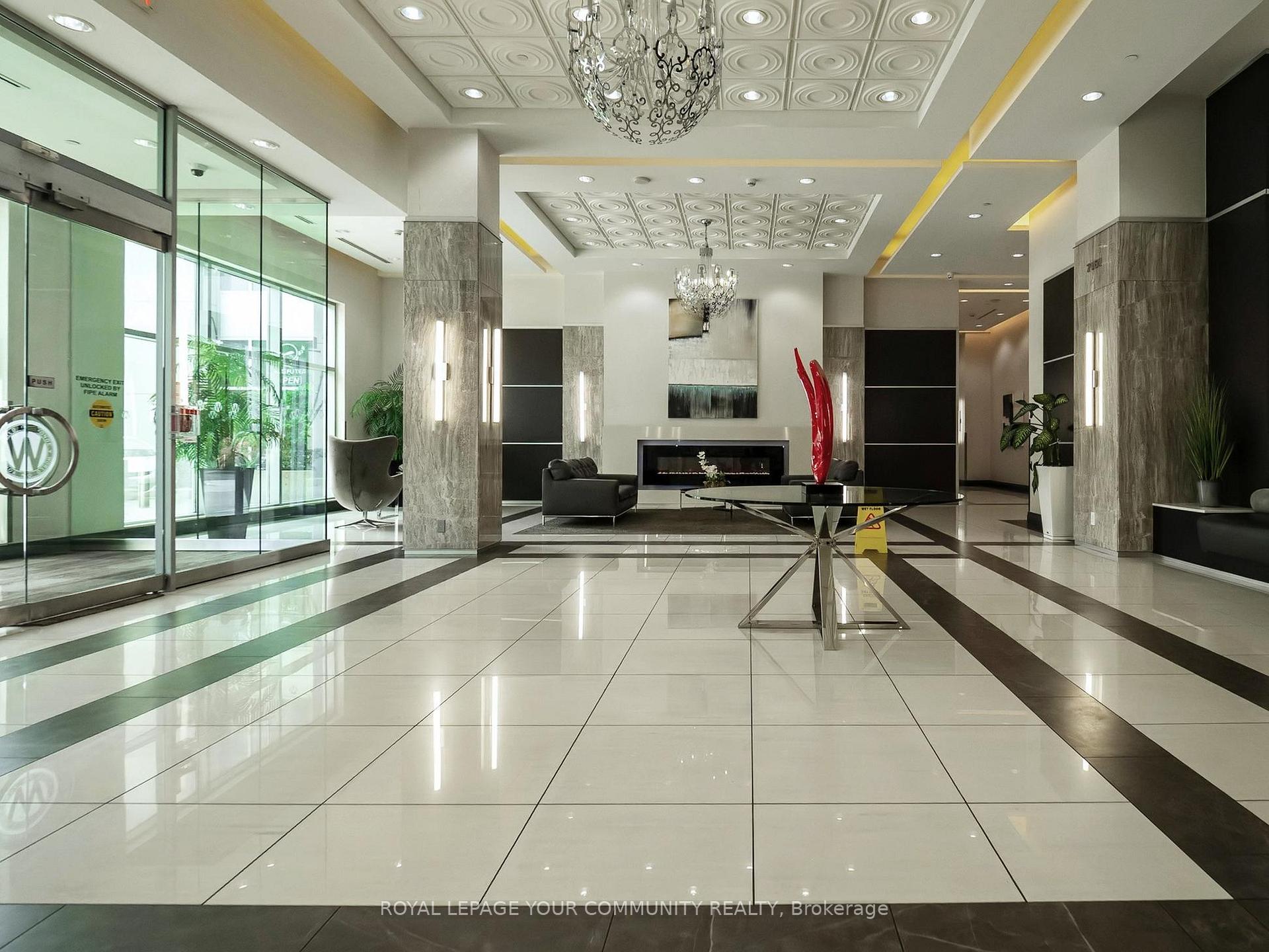 Photo 19 of Unit 309, 7171 Yonge Street, Markham, Thornhill — HOMEH