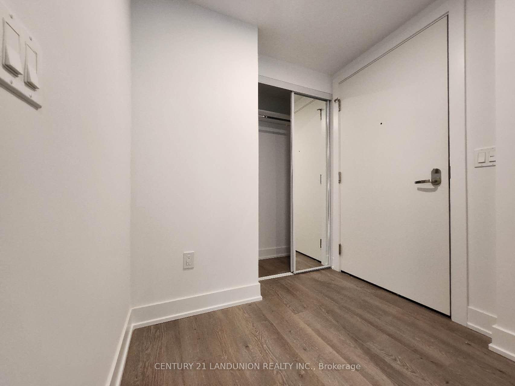 Photo 20 of Unit 1701, 8 Cedarland Drive, Markham, Unionville — HOMEH