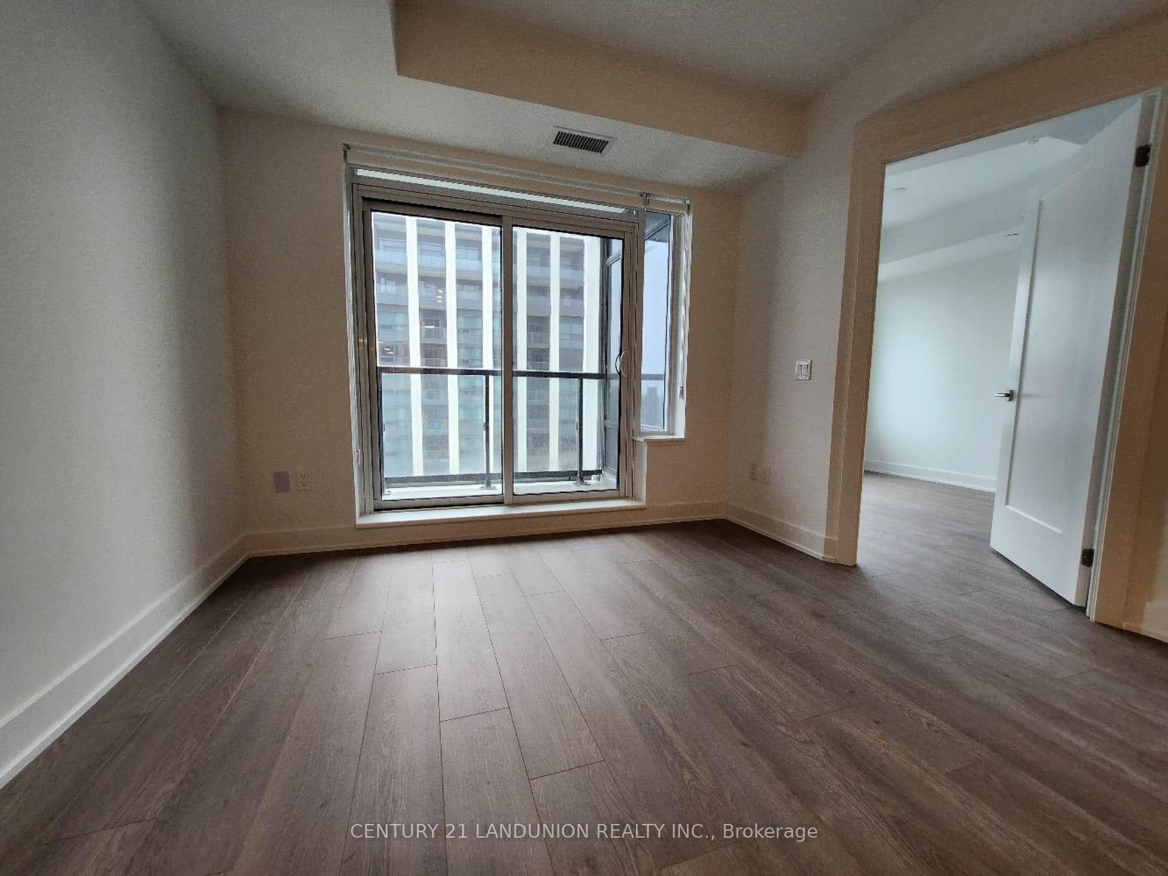 Photo 5 of Unit 1701, 8 Cedarland Drive, Markham, Unionville — HOMEH