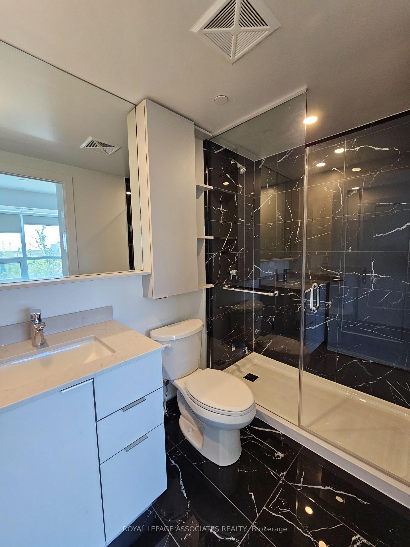 Photo 17 of Unit 717, 8 Cedarland Drive N, Markham, Unionville — HOMEH