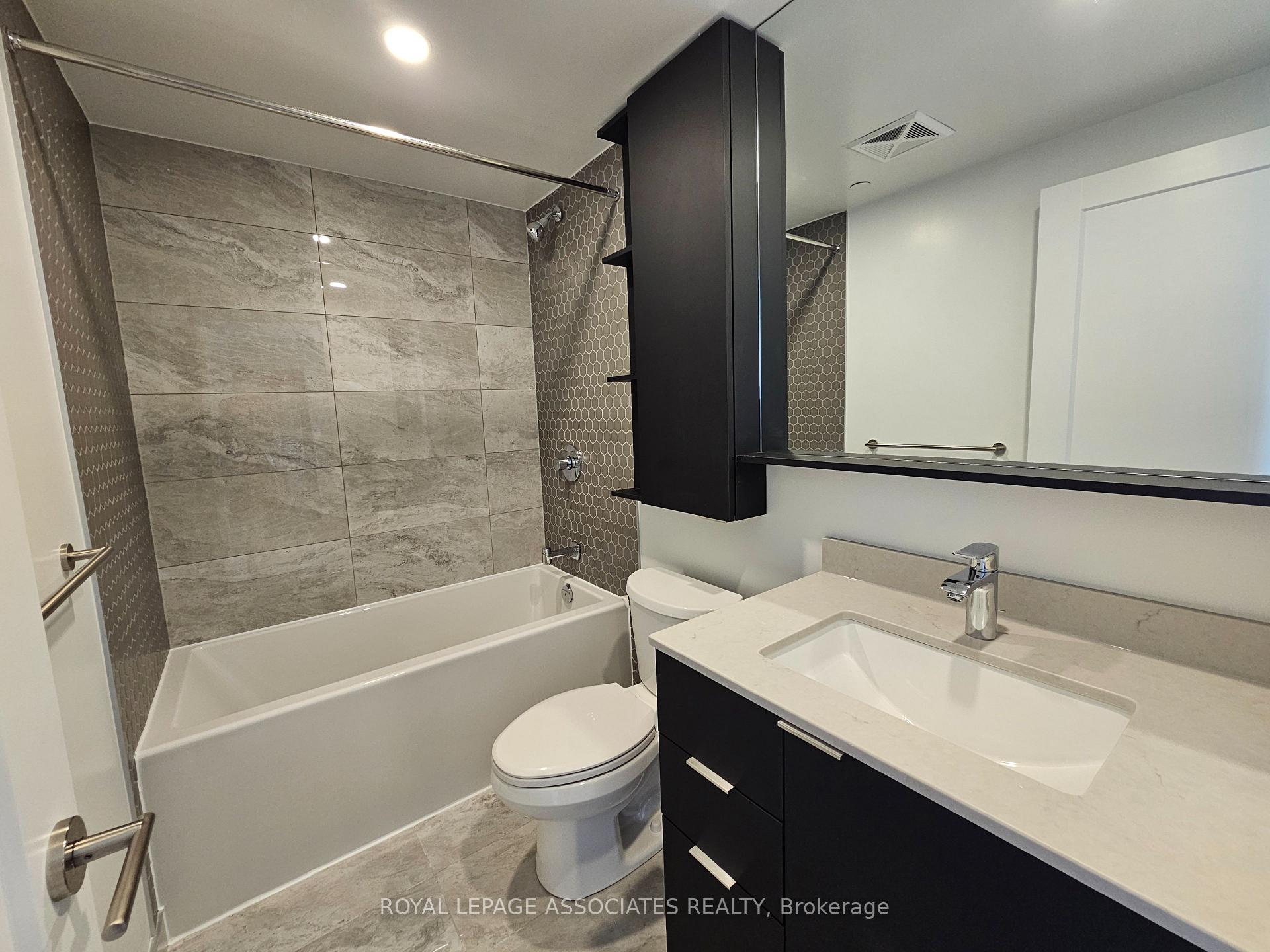 Photo 18 of Unit 717, 8 Cedarland Drive N, Markham, Unionville — HOMEH
