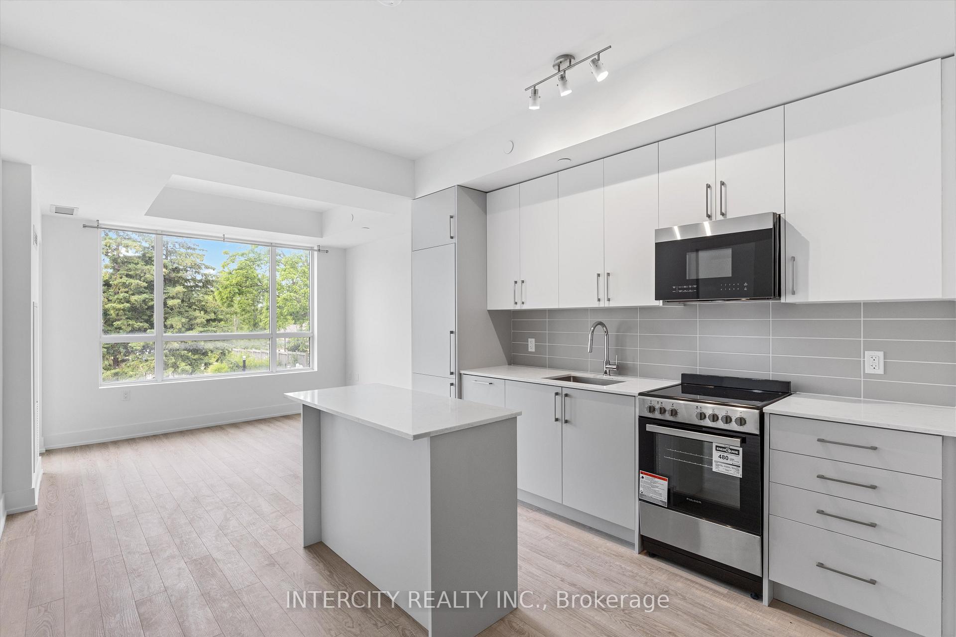 Photo 10 of Unit 219, 2075 King Road, King, King City — HOMEH