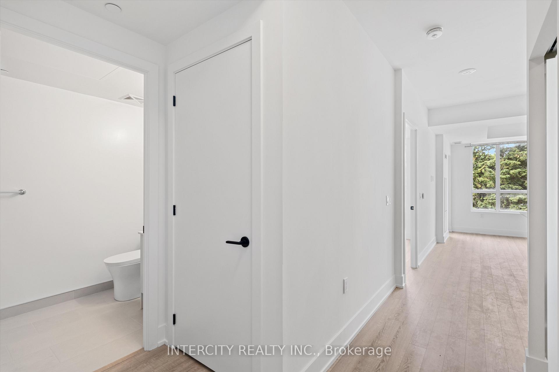 Photo 6 of Unit 219, 2075 King Road, King, King City — HOMEH