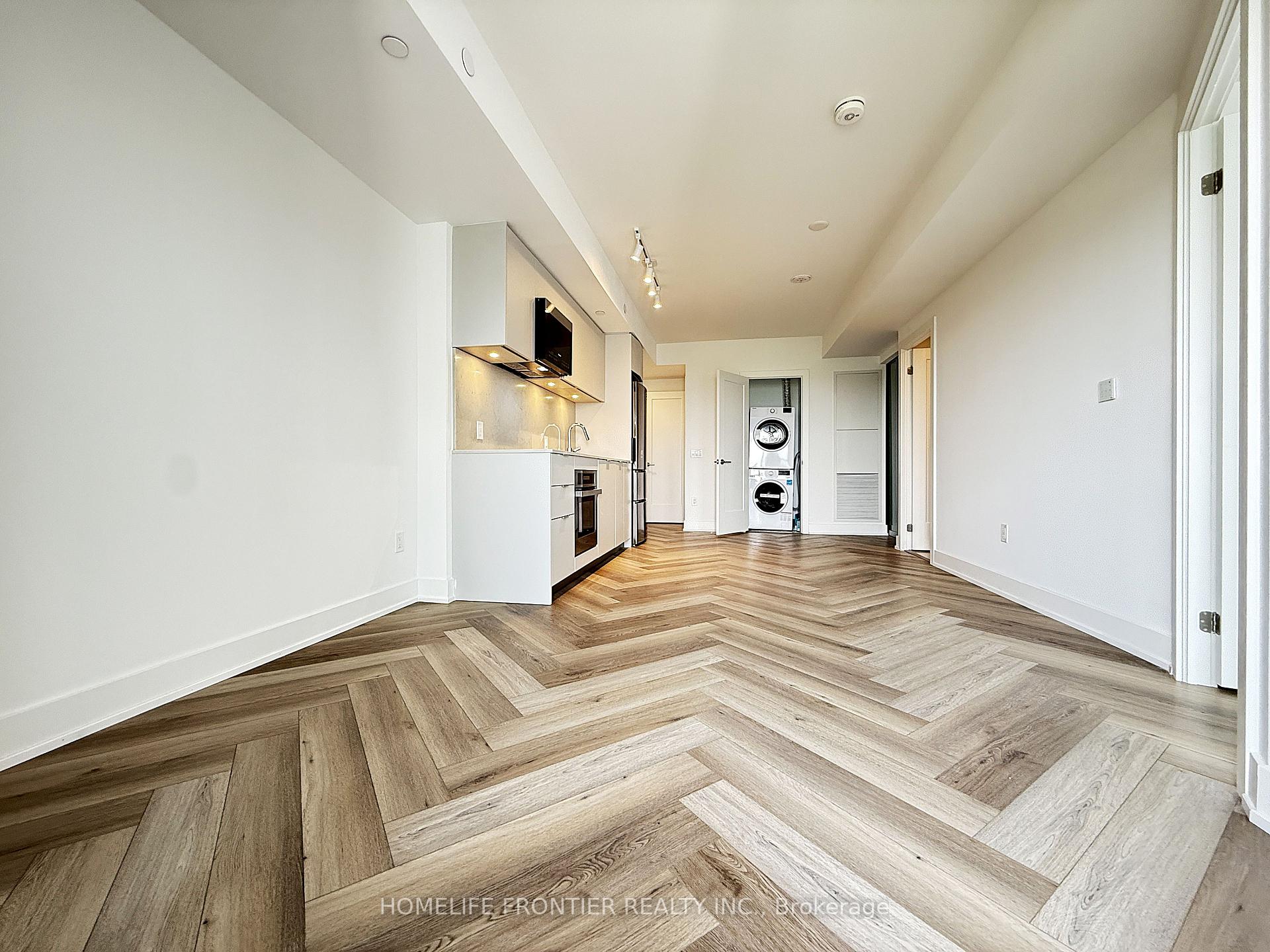 Photo 16 of Unit 1806, 8 Cedarland Drive, Markham, Unionville — HOMEH