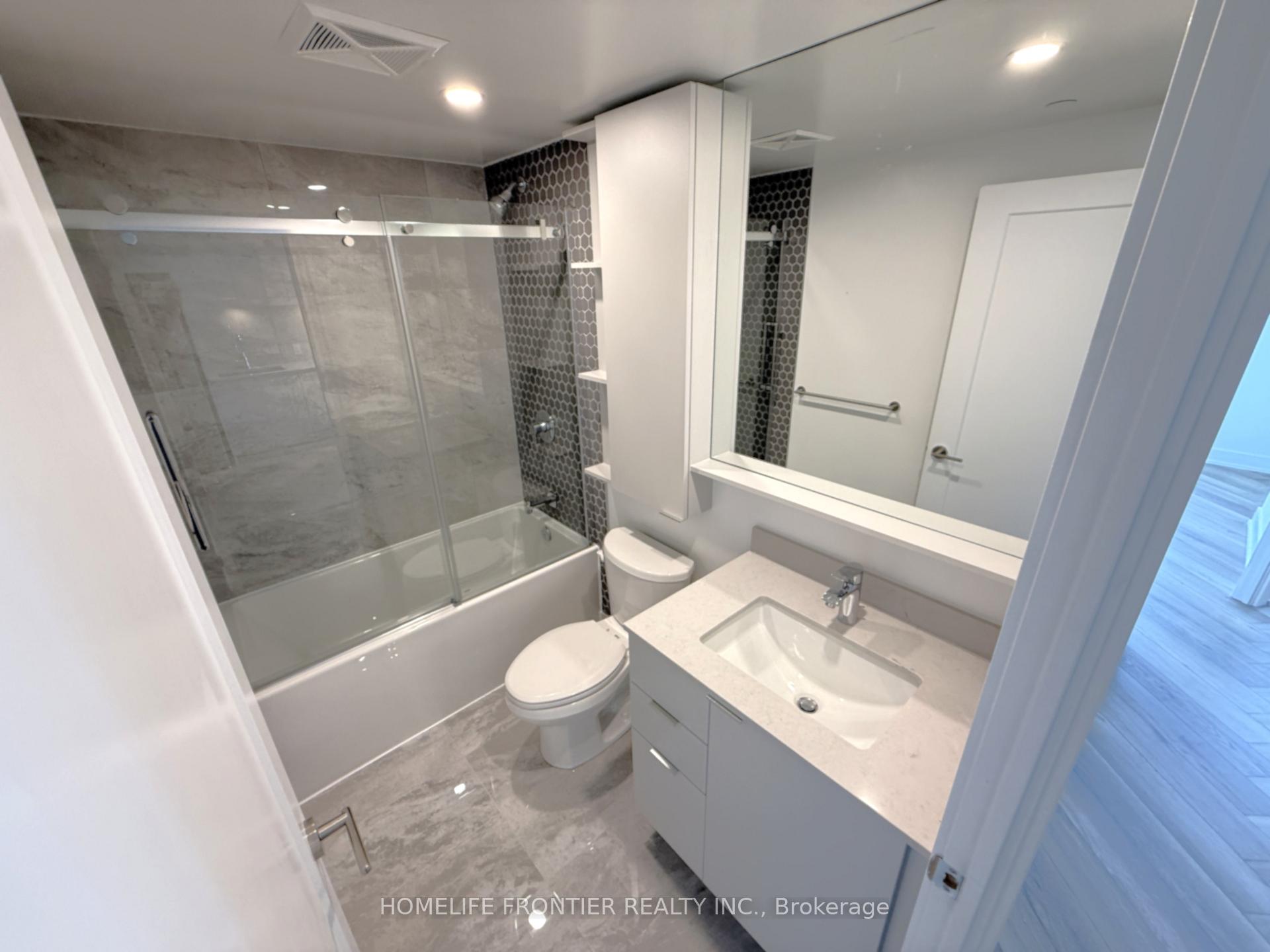 Photo 3 of Unit 1806, 8 Cedarland Drive, Markham, Unionville — HOMEH