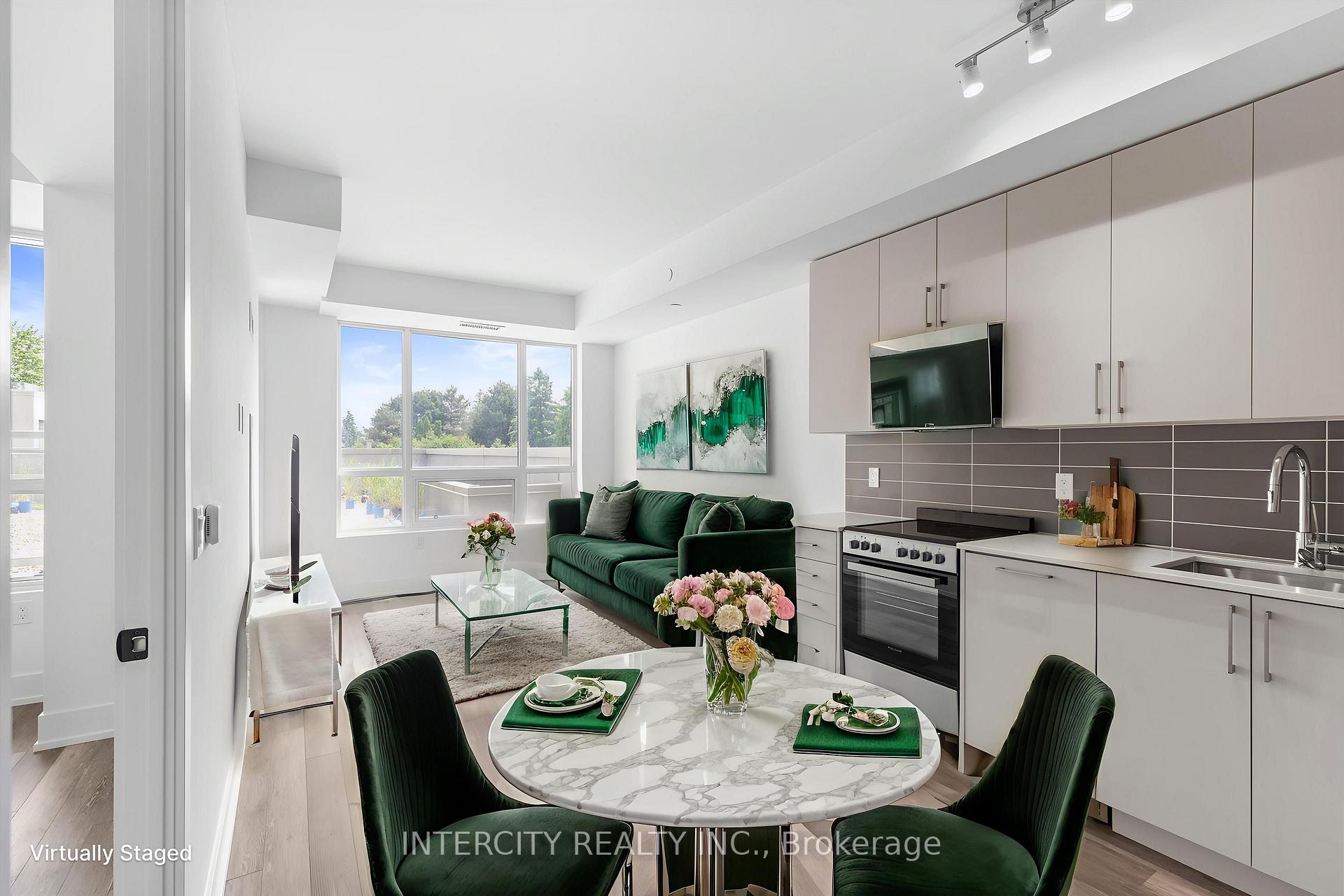 Front of Unit 202, 2075 King Road