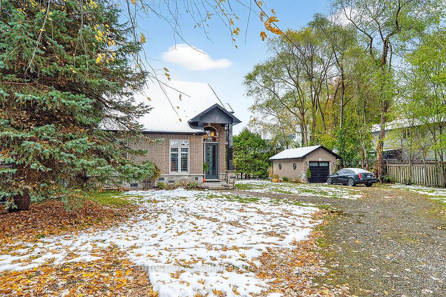 Photo 1 of 153 Blair Lane, Hamilton, Ancaster — HOMEH