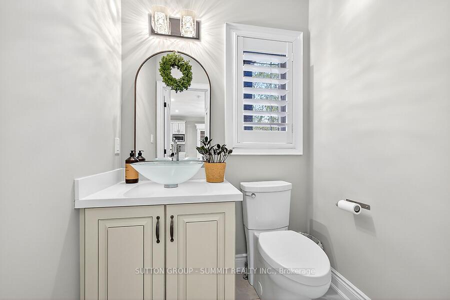 Photo 9 of 153 Blair Lane, Hamilton, Ancaster — HOMEH