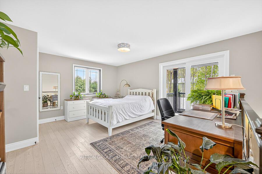 Photo 13 of 153 Blair Lane, Hamilton, Ancaster — HOMEH