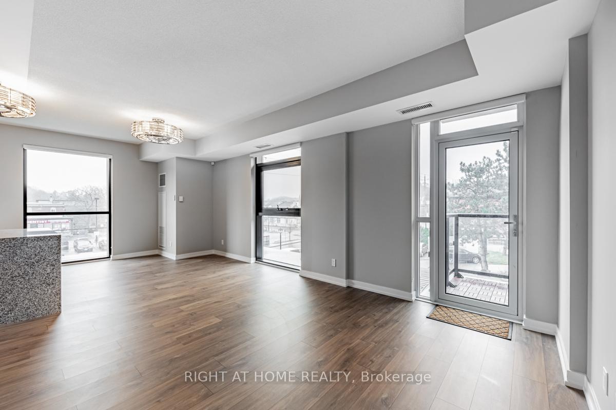 Photo 4 of Unit 215, 50 Ann Street, Caledon, Bolton West — HOMEH