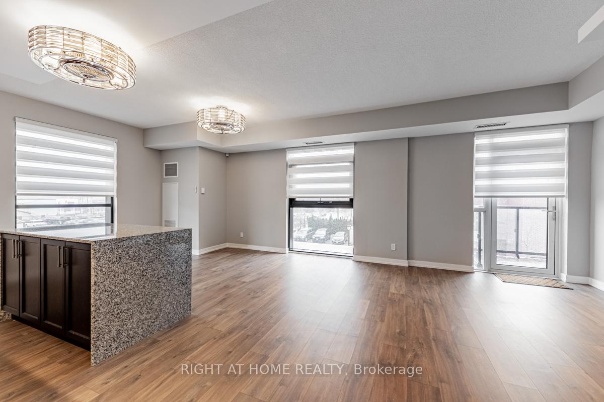 Photo 6 of Unit 215, 50 Ann Street, Caledon, Bolton West — HOMEH
