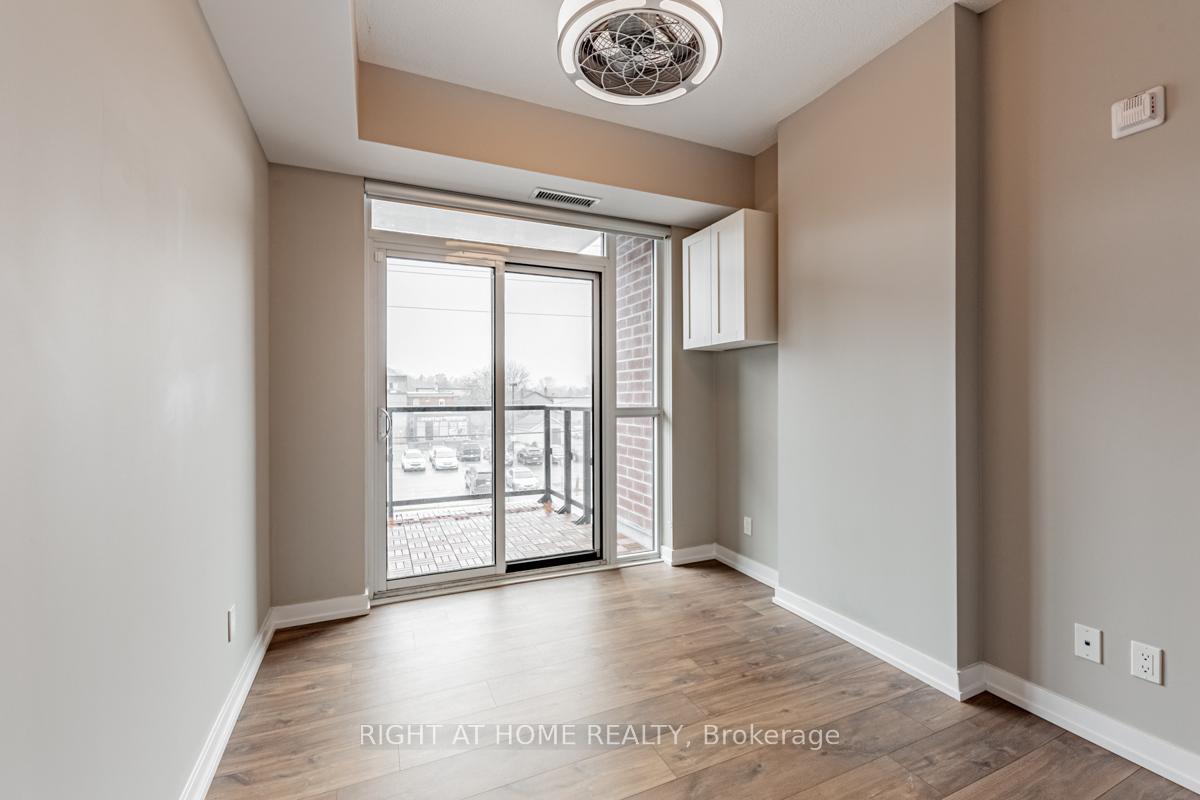 Photo 17 of Unit 215, 50 Ann Street, Caledon, Bolton West — HOMEH