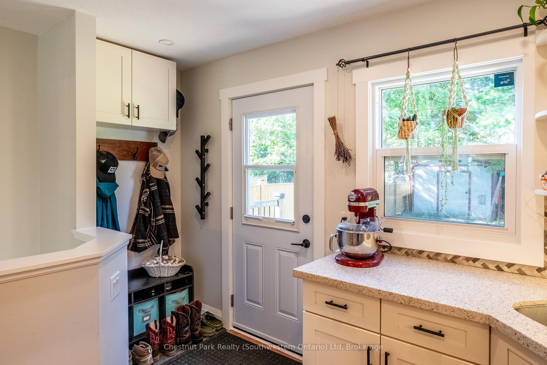 Photo 11 of 6 Goldie Avenue, Guelph, Junction/Onward Willow — HOMEH