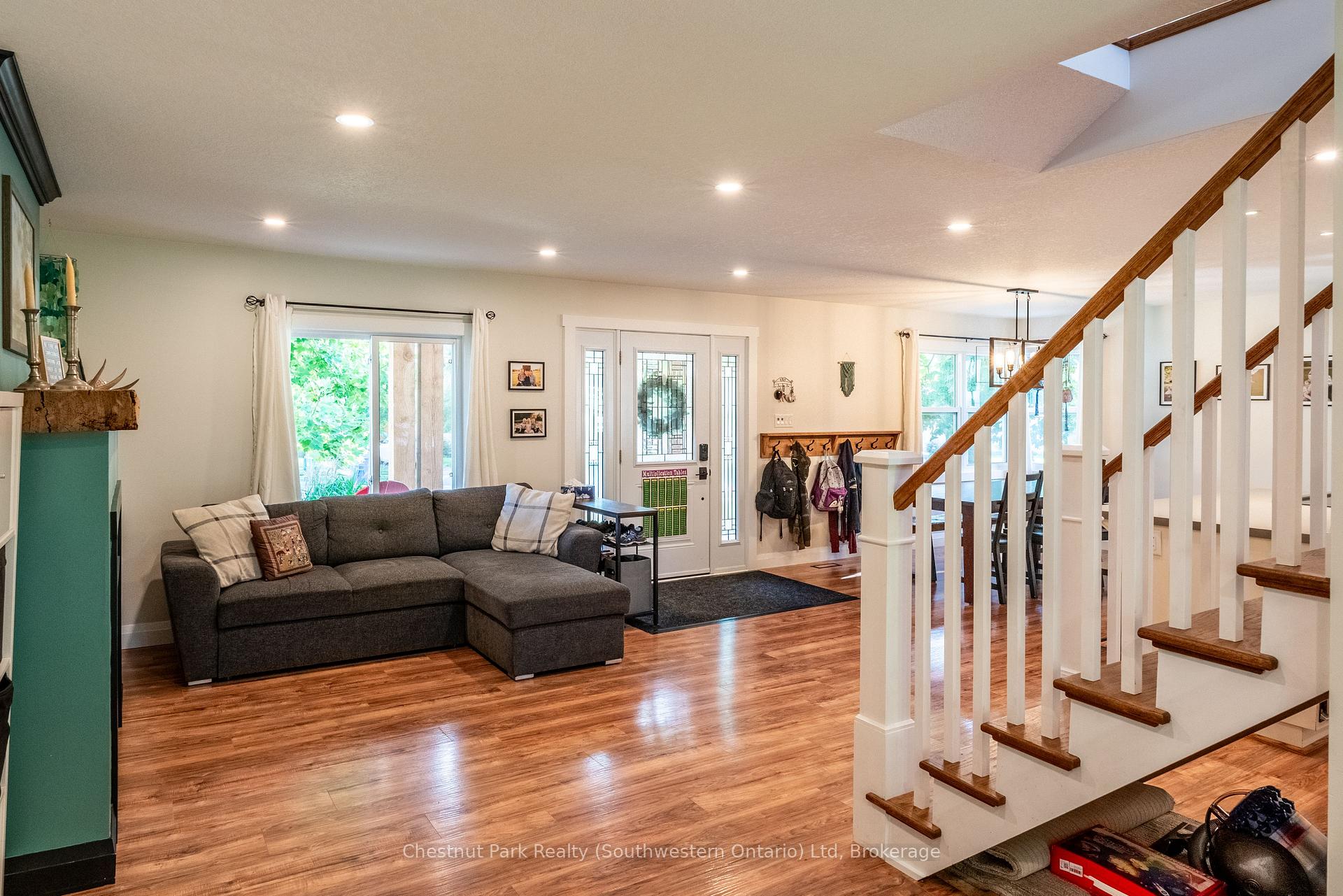 Photo 13 of 6 Goldie Avenue, Guelph, Junction/Onward Willow — HOMEH