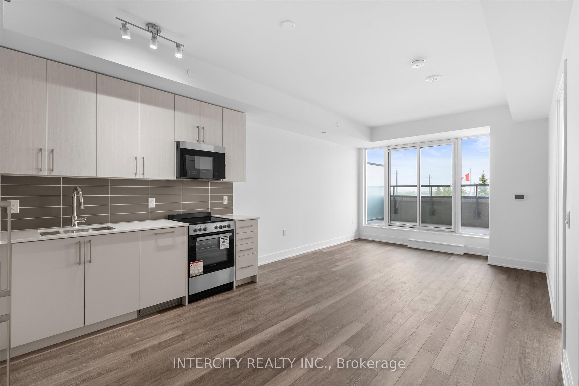 Photo 5 of Unit 344, 2075 King Road, King, King City — HOMEH