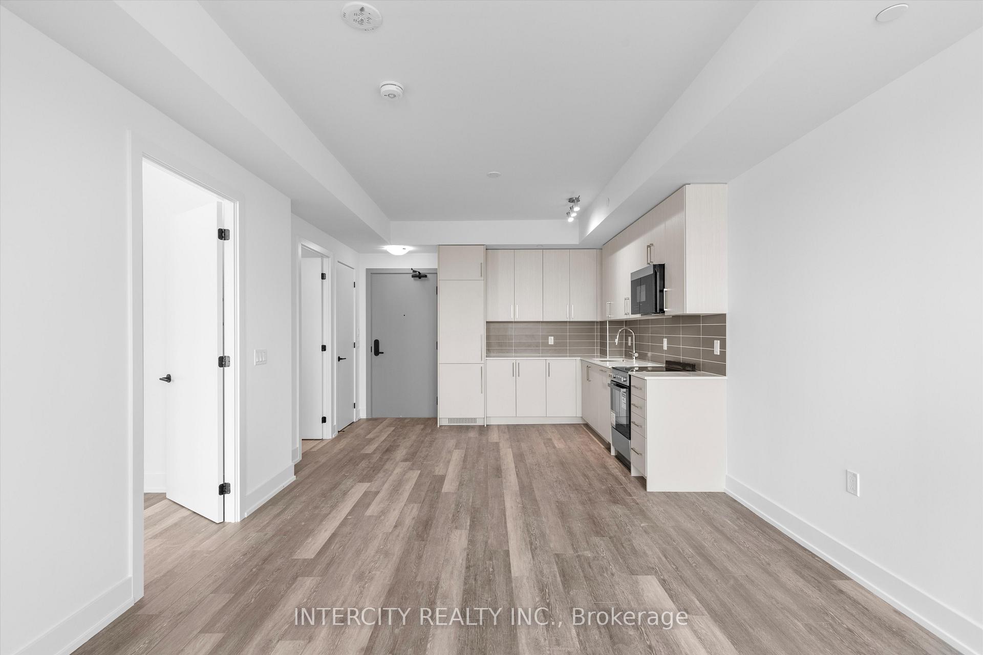 Photo 4 of Unit 344, 2075 King Road, King, King City — HOMEH