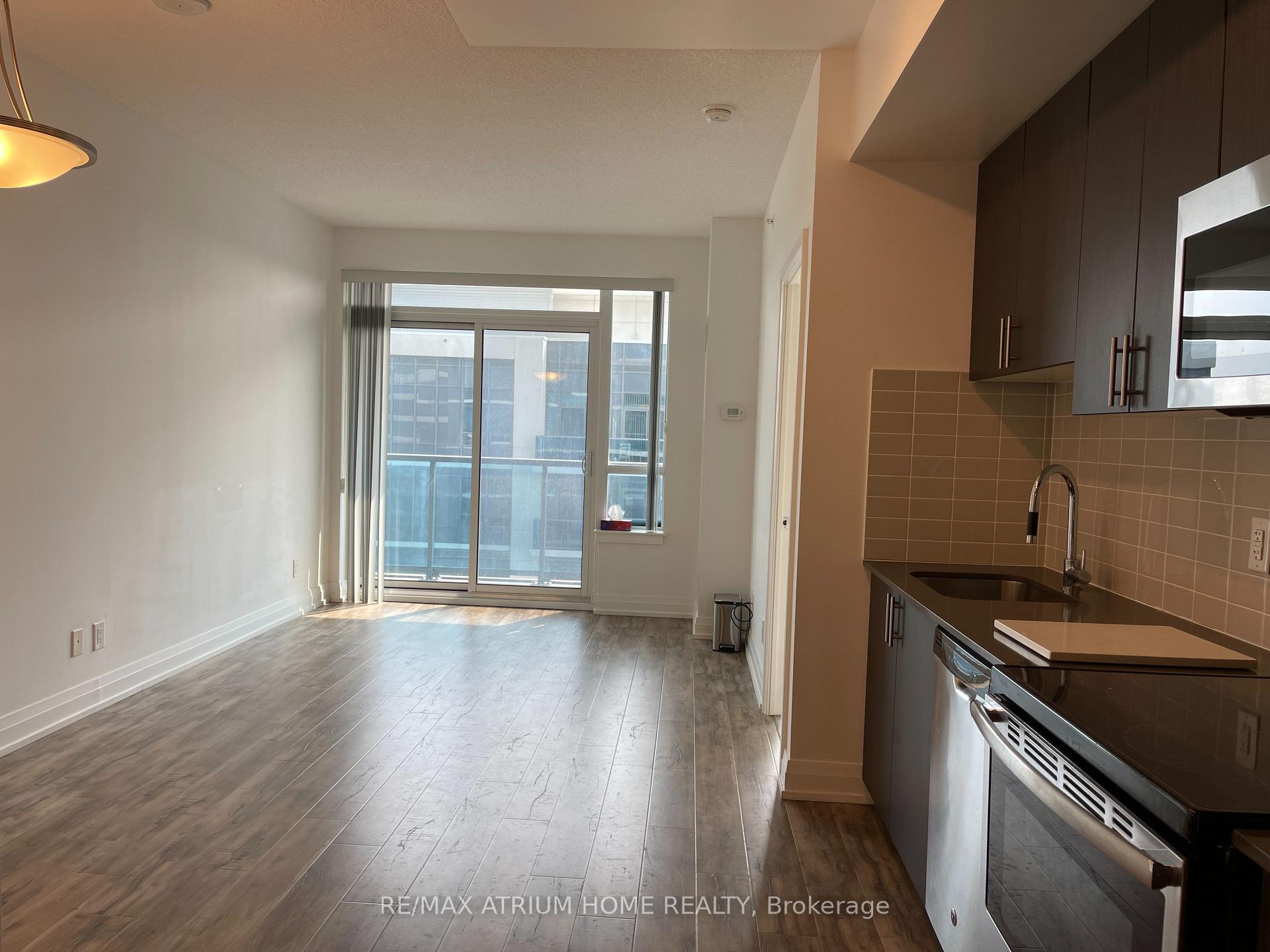 Photo 16 of Unit 1905, 7165 Yonge Street, Markham, Thornhill — HOMEH