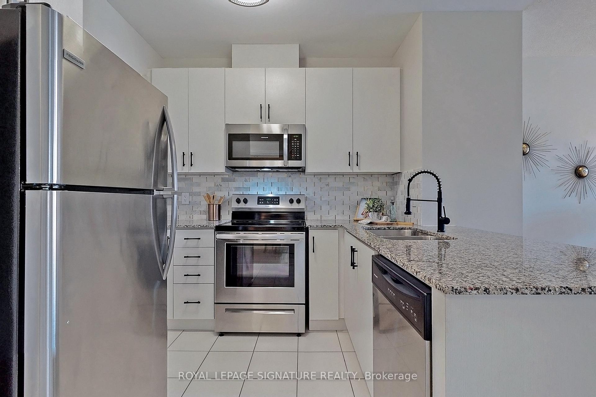 Photo 5 of Unit 226, 7325 Markham Road, Markham, Cedarwood — HOMEH