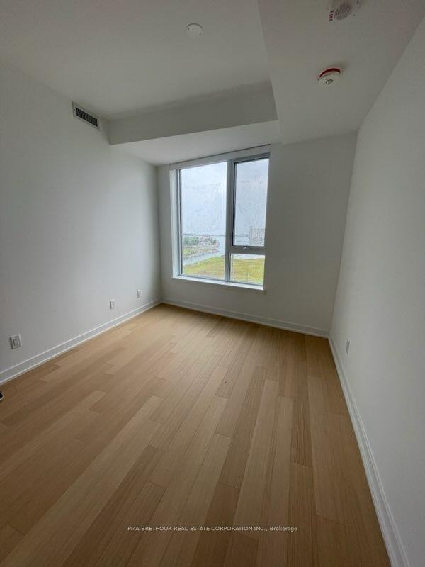 Photo 9 of Unit 504, 31 Huron Street, Collingwood — HOMEH