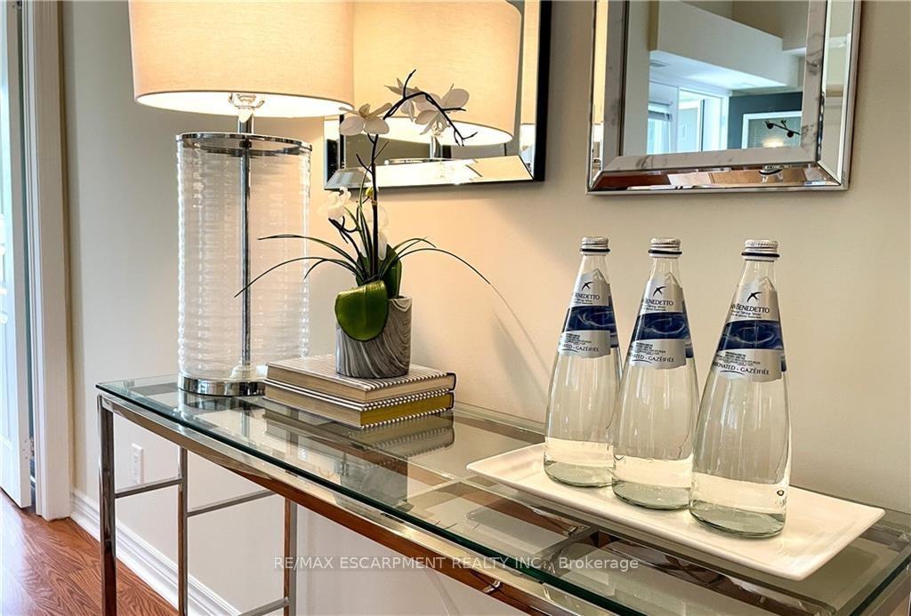 Photo 14 of Unit 302, 8 Brandy Lane, Collingwood — HOMEH