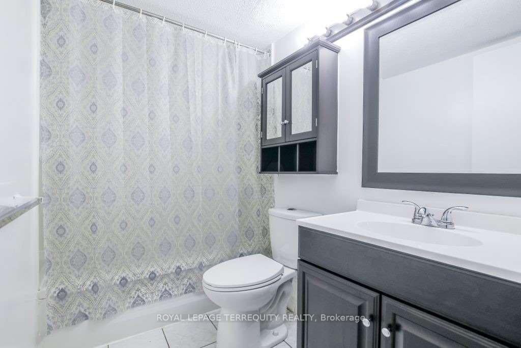 Photo 5 of Unit 1512, 5 Massey Square, Toronto, Crescent Town — HOMEH