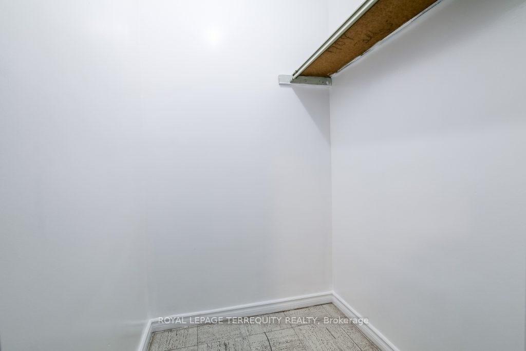 Photo 12 of Unit 1512, 5 Massey Square, Toronto, Crescent Town — HOMEH