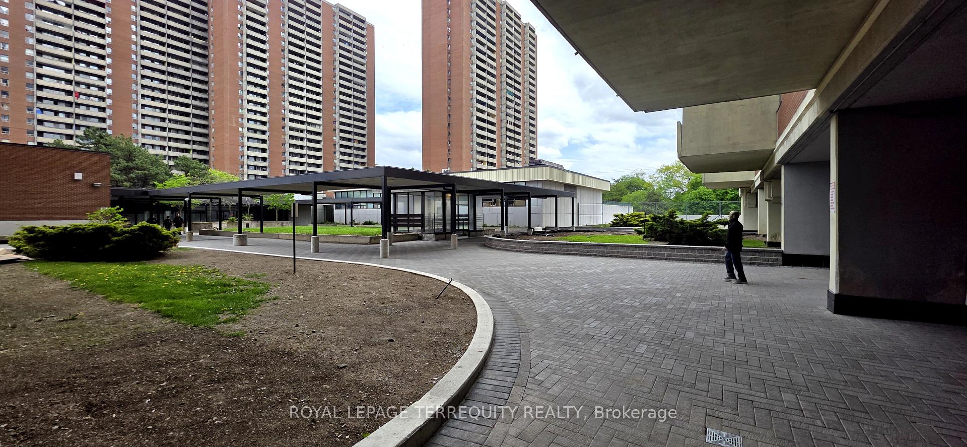 Photo 27 of Unit 1512, 5 Massey Square, Toronto, Crescent Town — HOMEH