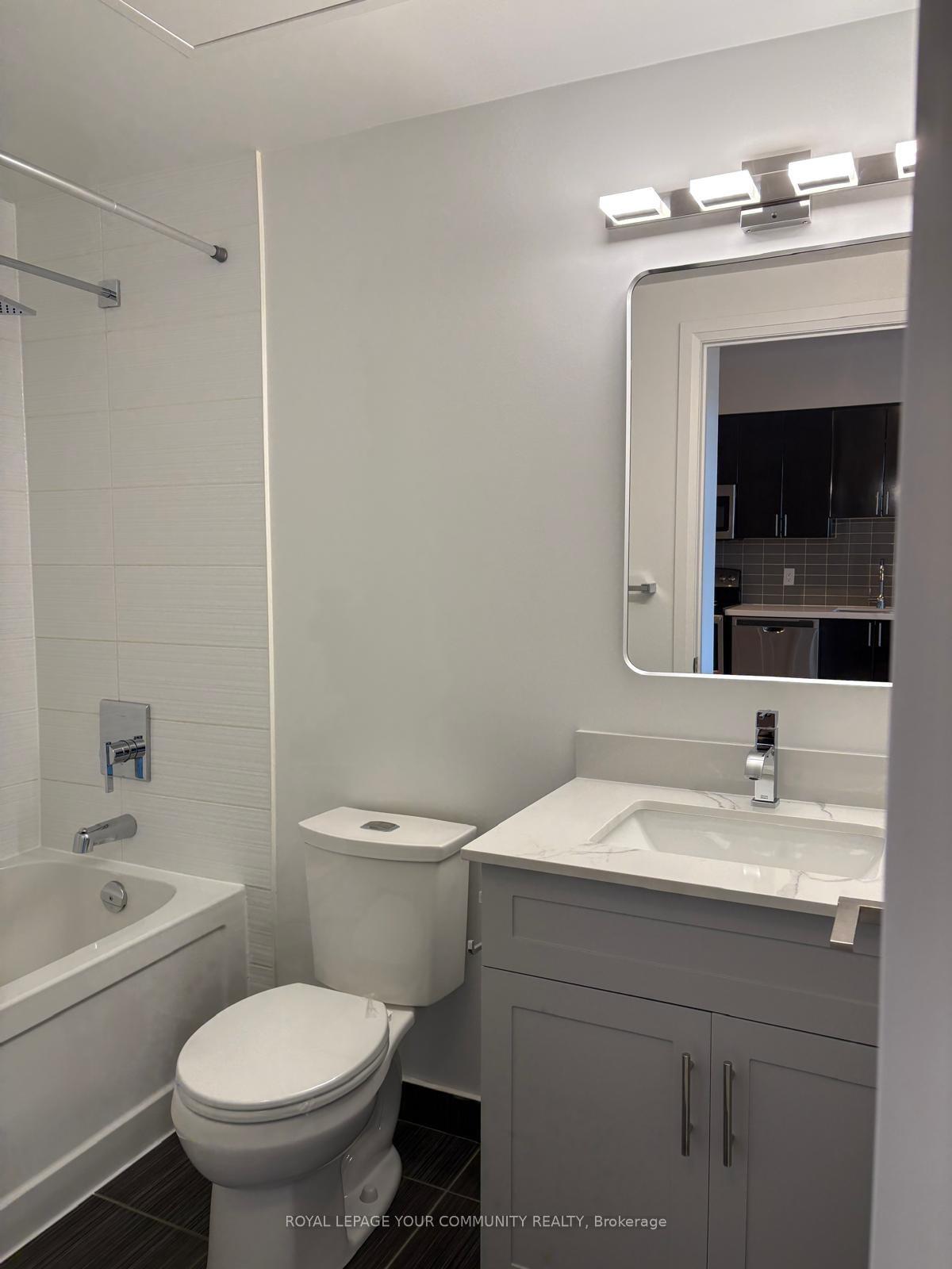 Photo 12 of Unit 1606, 7171 Yonge Street, Markham, Grandview — HOMEH