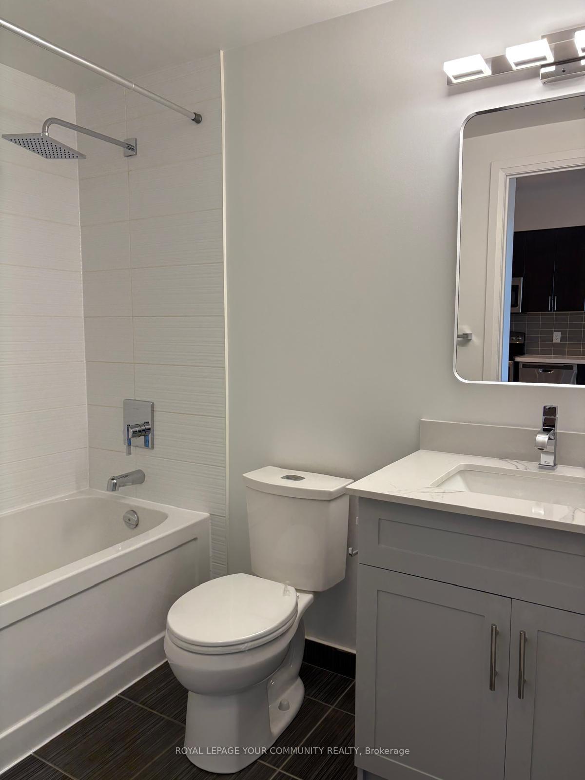 Photo 8 of Unit 1606, 7171 Yonge Street, Markham, Grandview — HOMEH