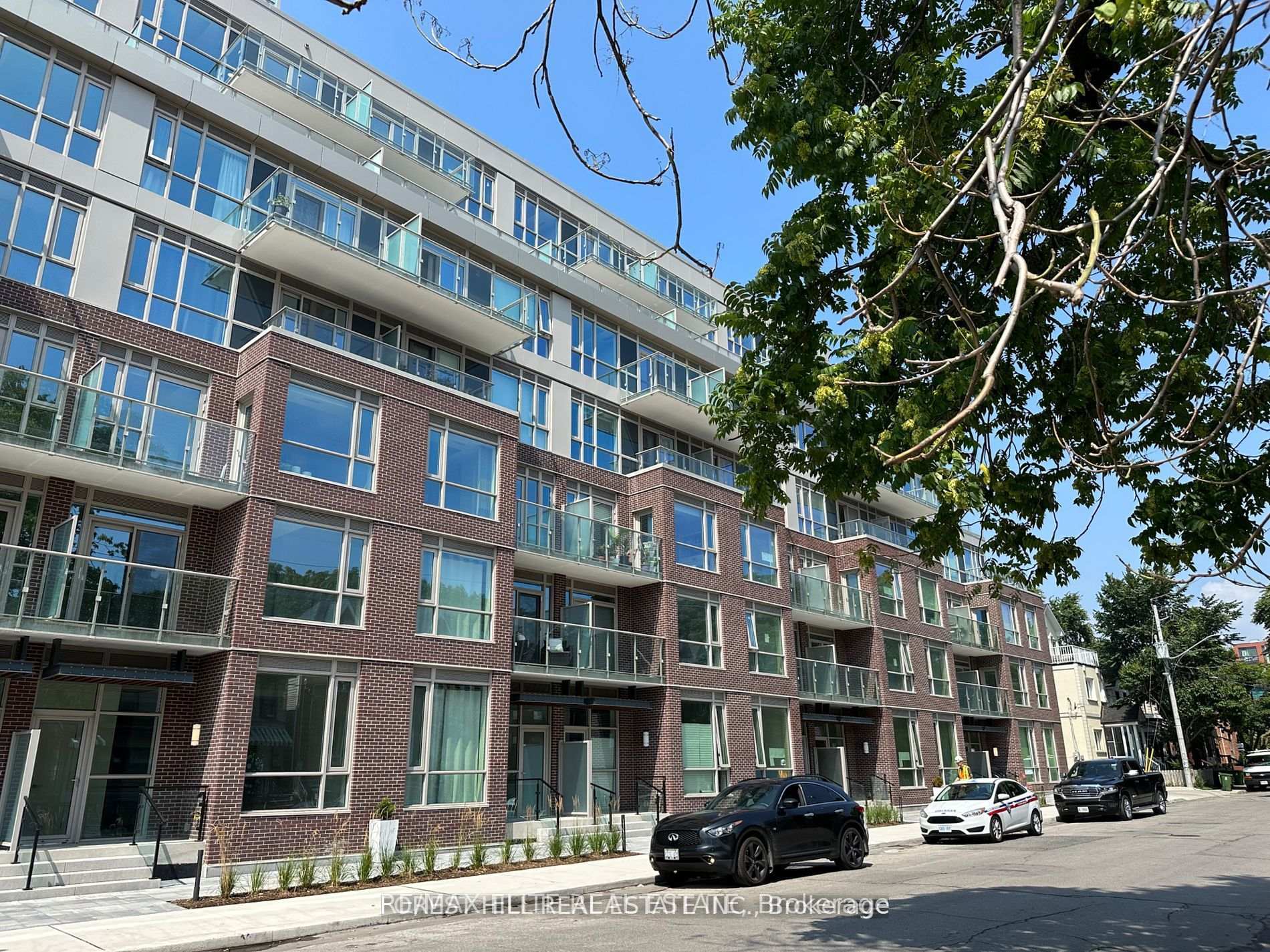 Front of Unit 731, 150 Logan Avenue