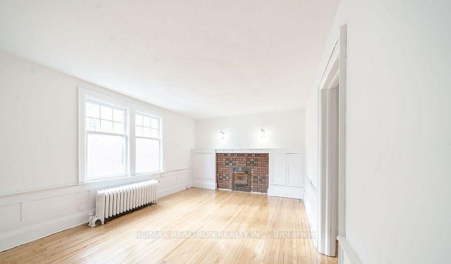 Photo 1 of Unit 56, 8 Kingston Road, Toronto, Woodbine Corridor — HOMEH