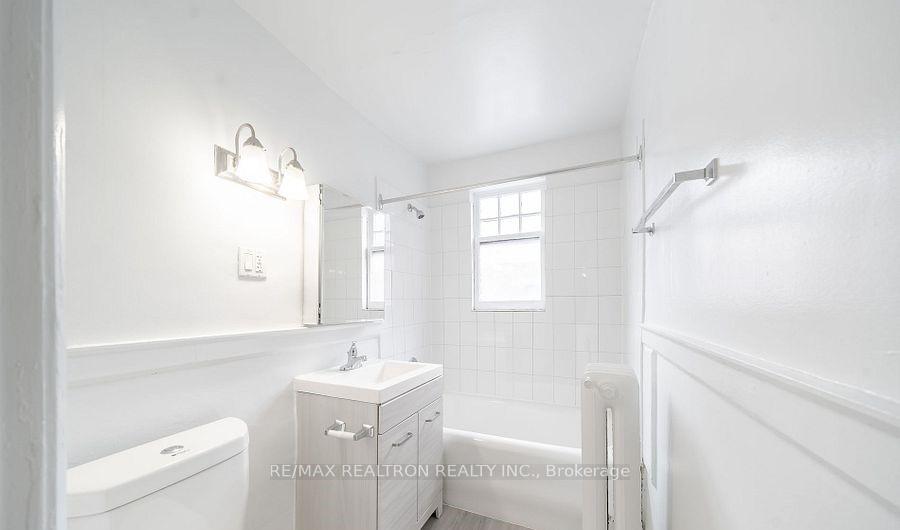 Photo 4 of Unit 56, 8 Kingston Road, Toronto, Woodbine Corridor — HOMEH