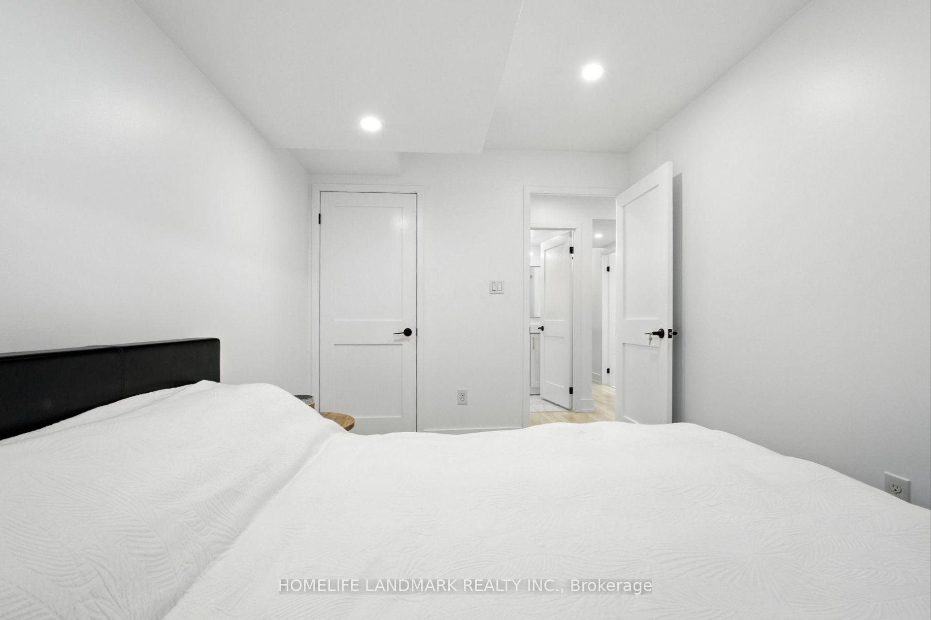Photo 5 of 2 Kay Macpherson Lane, Toronto, South Riverdale — HOMEH