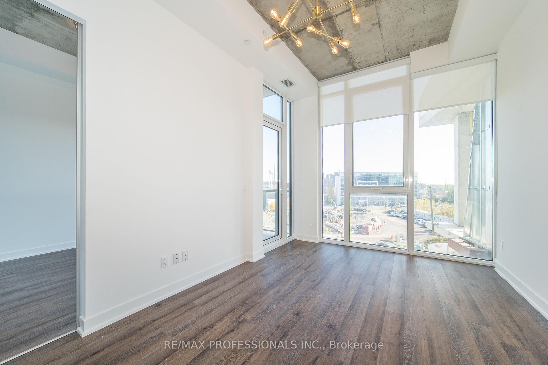 Photo 7 of Unit 505, 15 Baseball Place, Toronto, South Riverdale — HOMEH