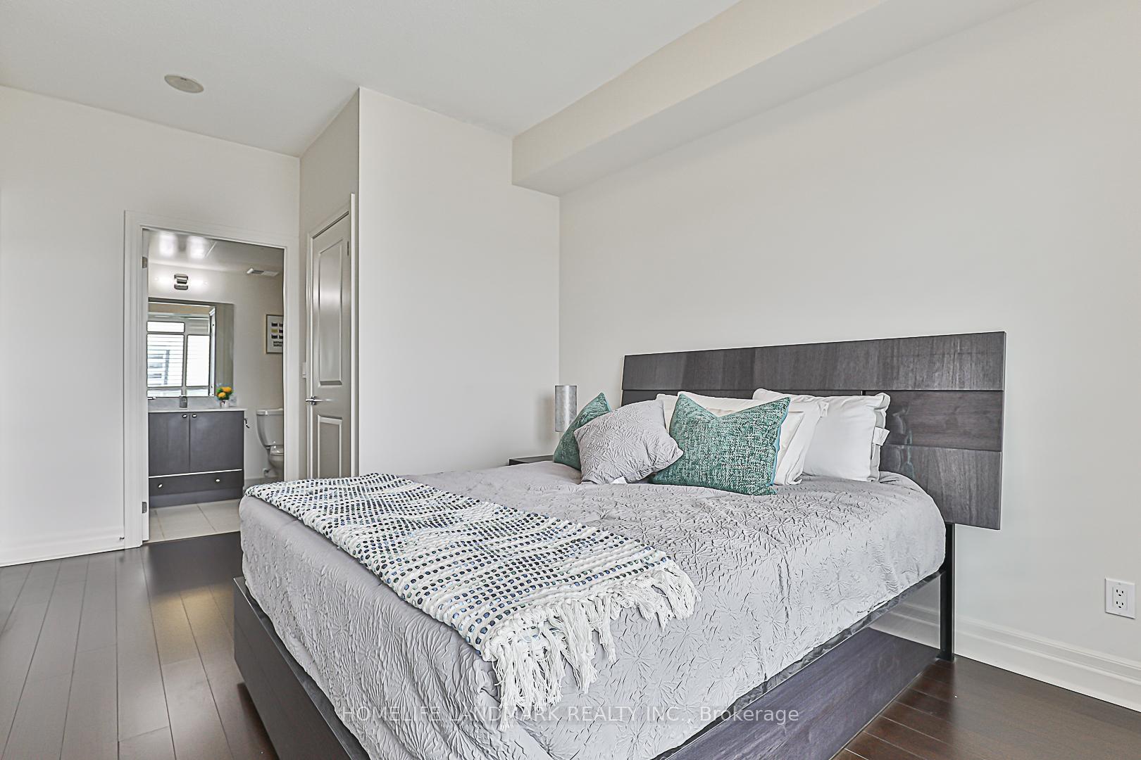 Photo 5 of Unit 1102, 8110 Birchmount Road, Markham, Unionville — HOMEH