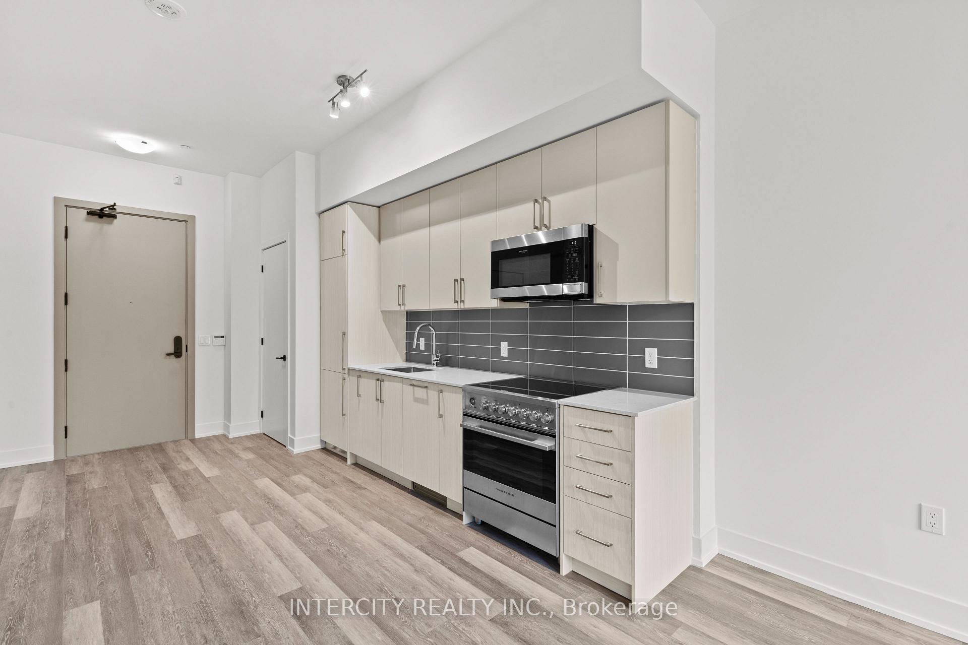 Photo 16 of Unit 120, 2075 King Road, King, King City — HOMEH