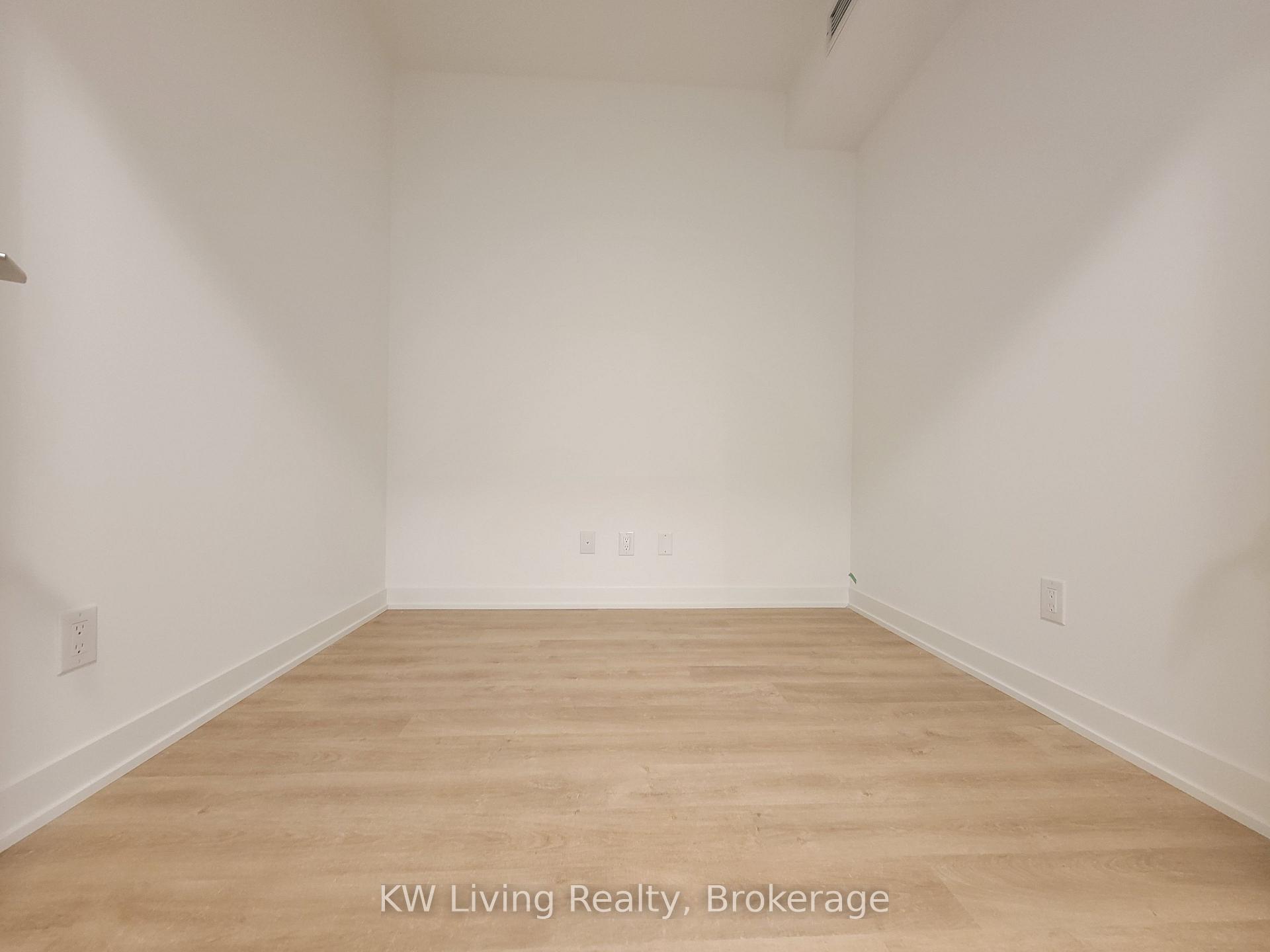 Photo 5 of Unit 913, 8119 Birchmount Road, Markham, Unionville — HOMEH