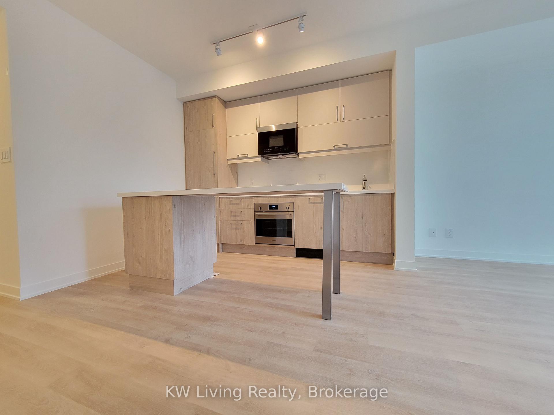 Photo 8 of Unit 913, 8119 Birchmount Road, Markham, Unionville — HOMEH
