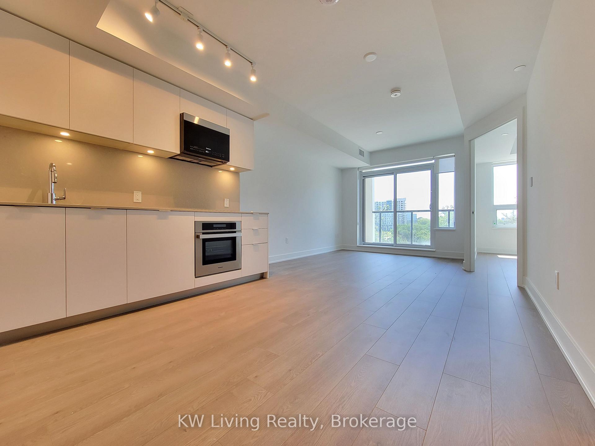 Photo 7 of Unit 615, 8 Cedarland Drive, Markham, Unionville — HOMEH