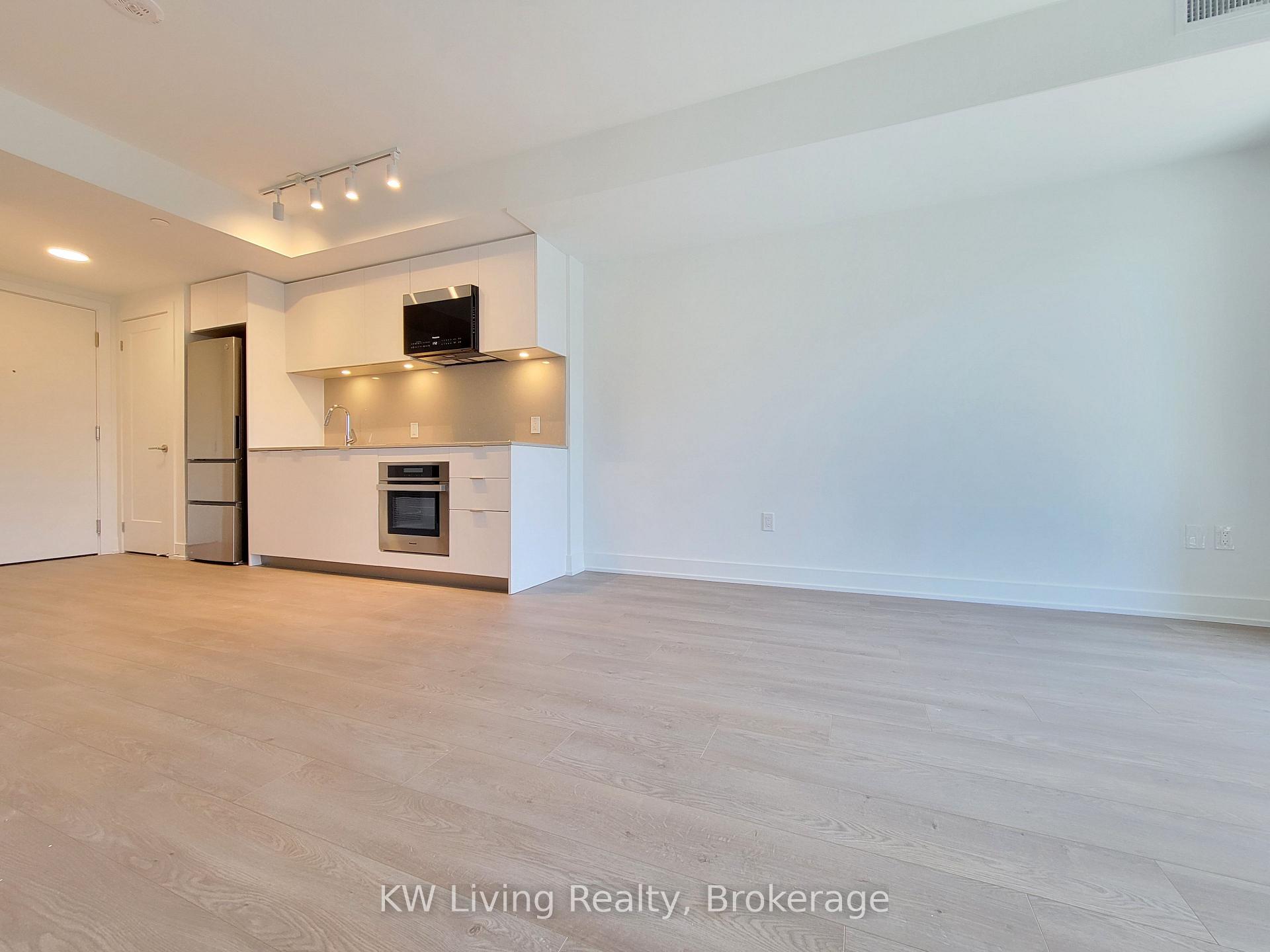 Photo 14 of Unit 615, 8 Cedarland Drive, Markham, Unionville — HOMEH