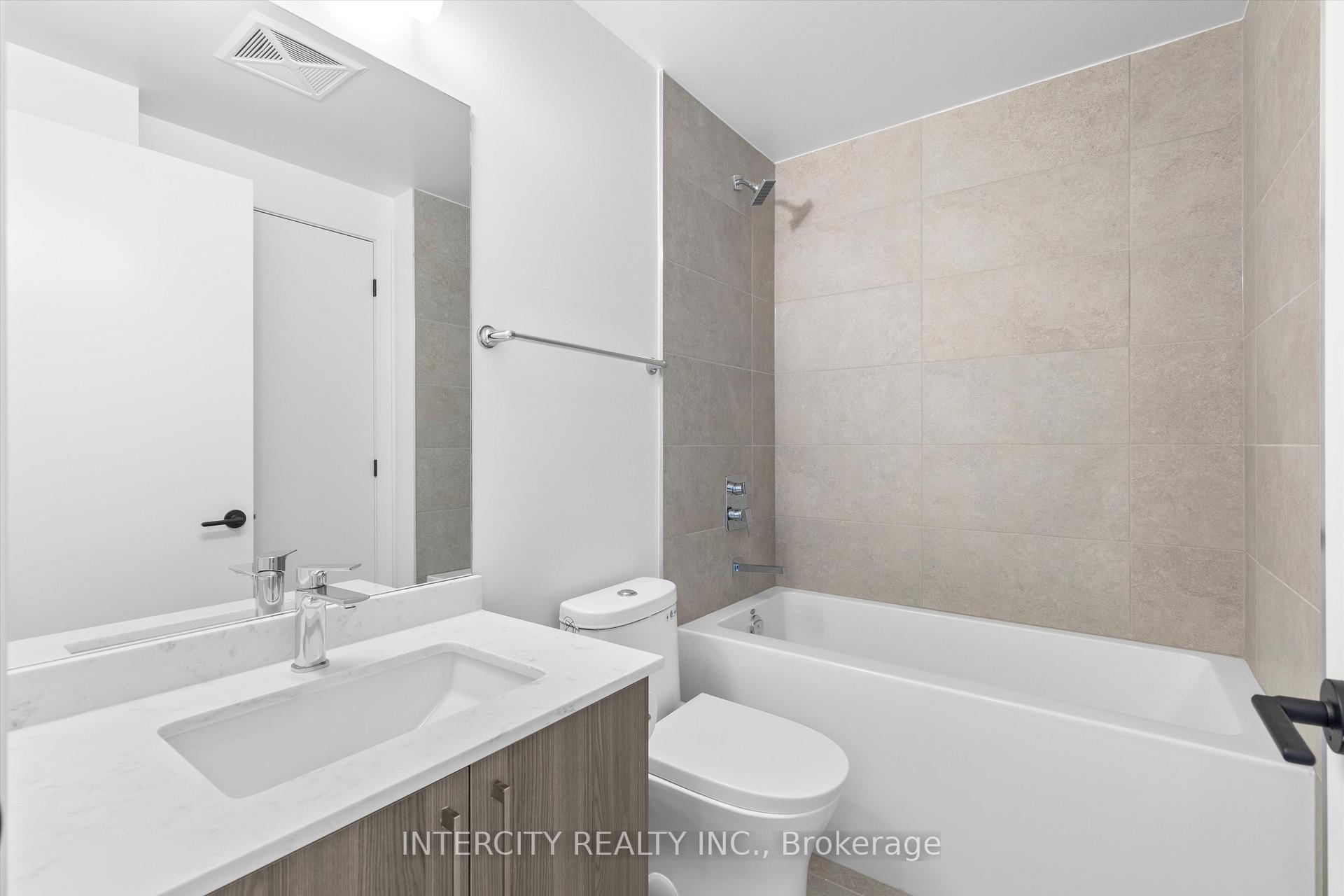 Photo 5 of Unit 243, 2075 King Road, King, King City — HOMEH