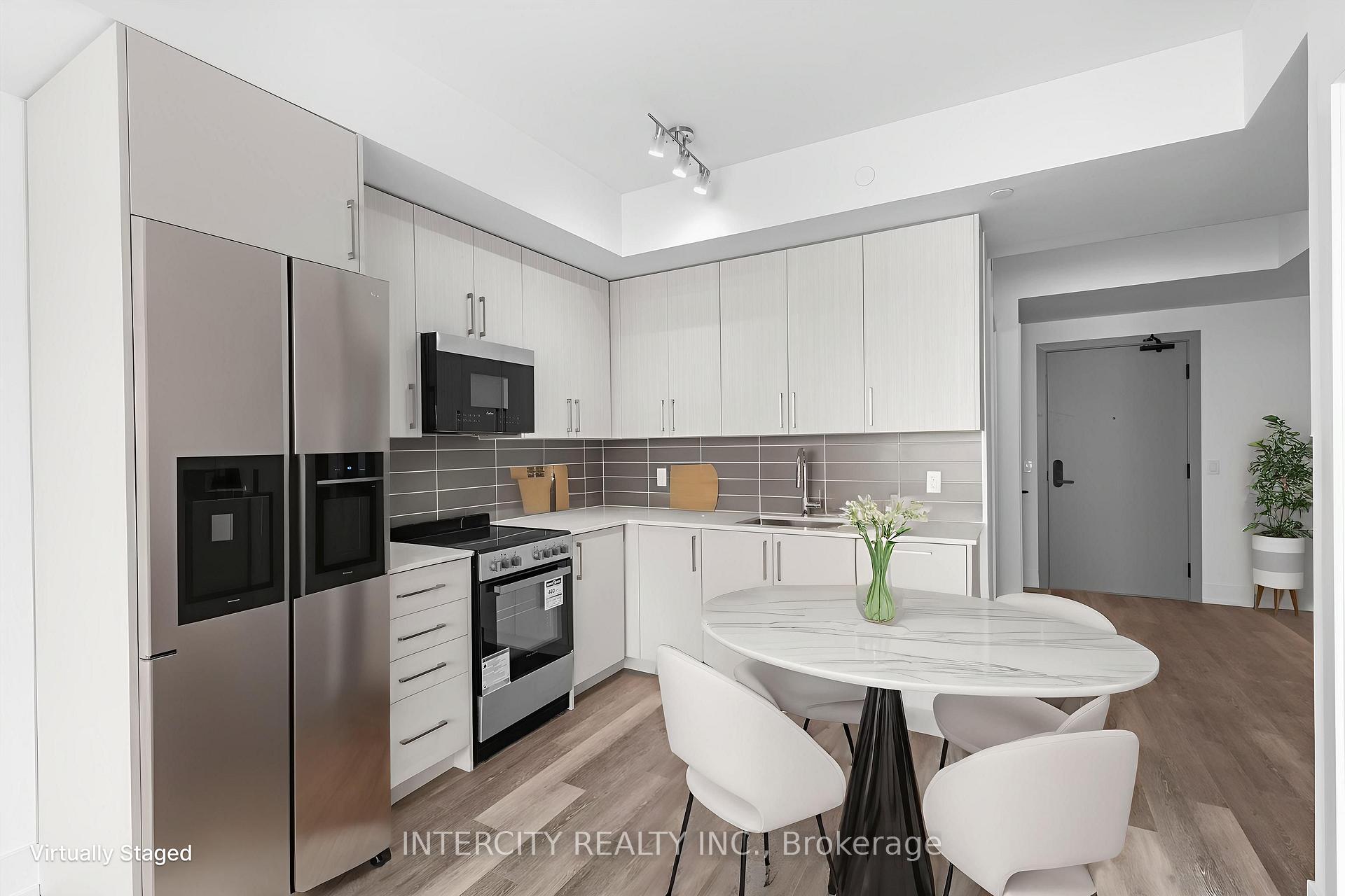 Photo 3 of Unit 243, 2075 King Road, King, King City — HOMEH