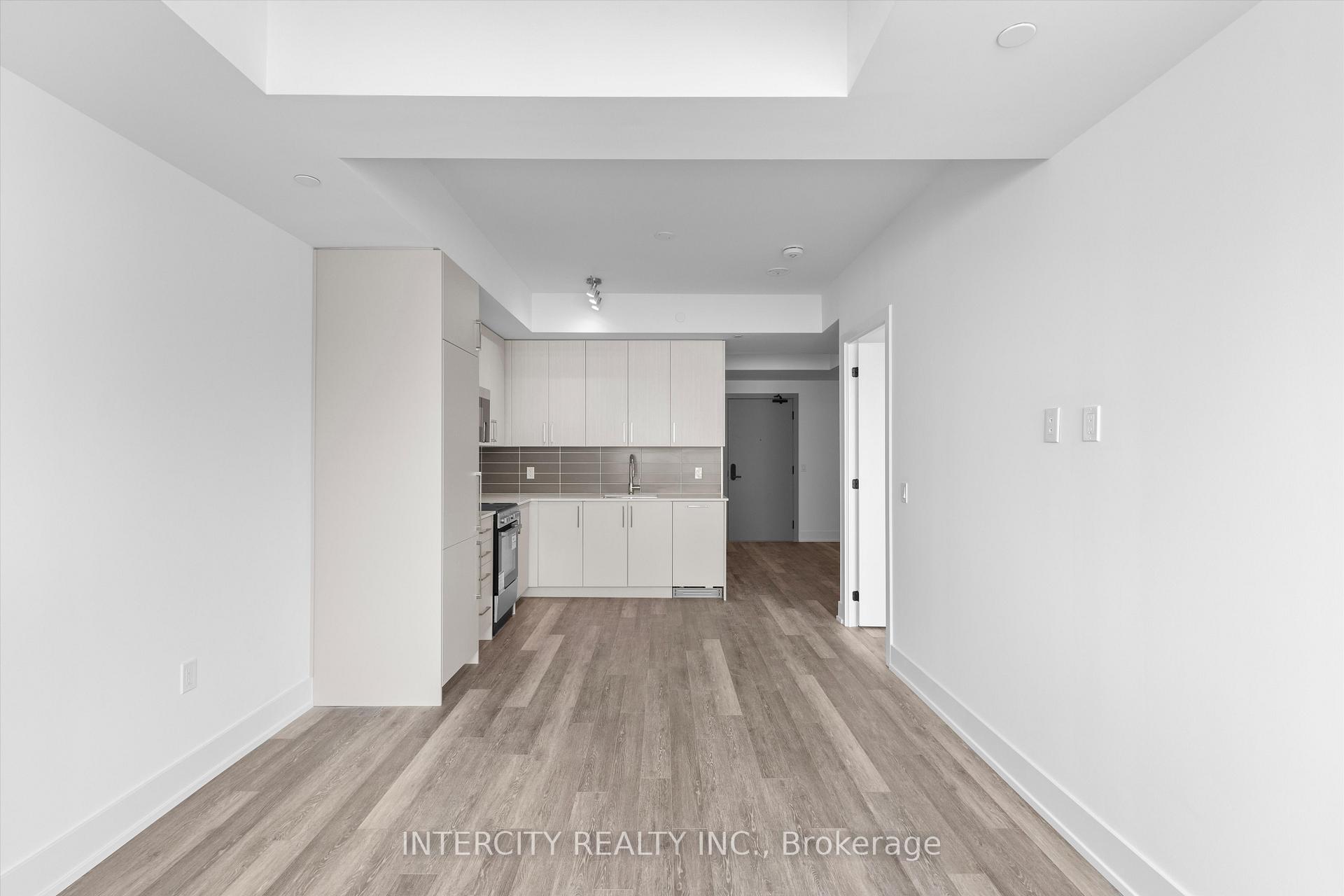 Photo 6 of Unit 243, 2075 King Road, King, King City — HOMEH
