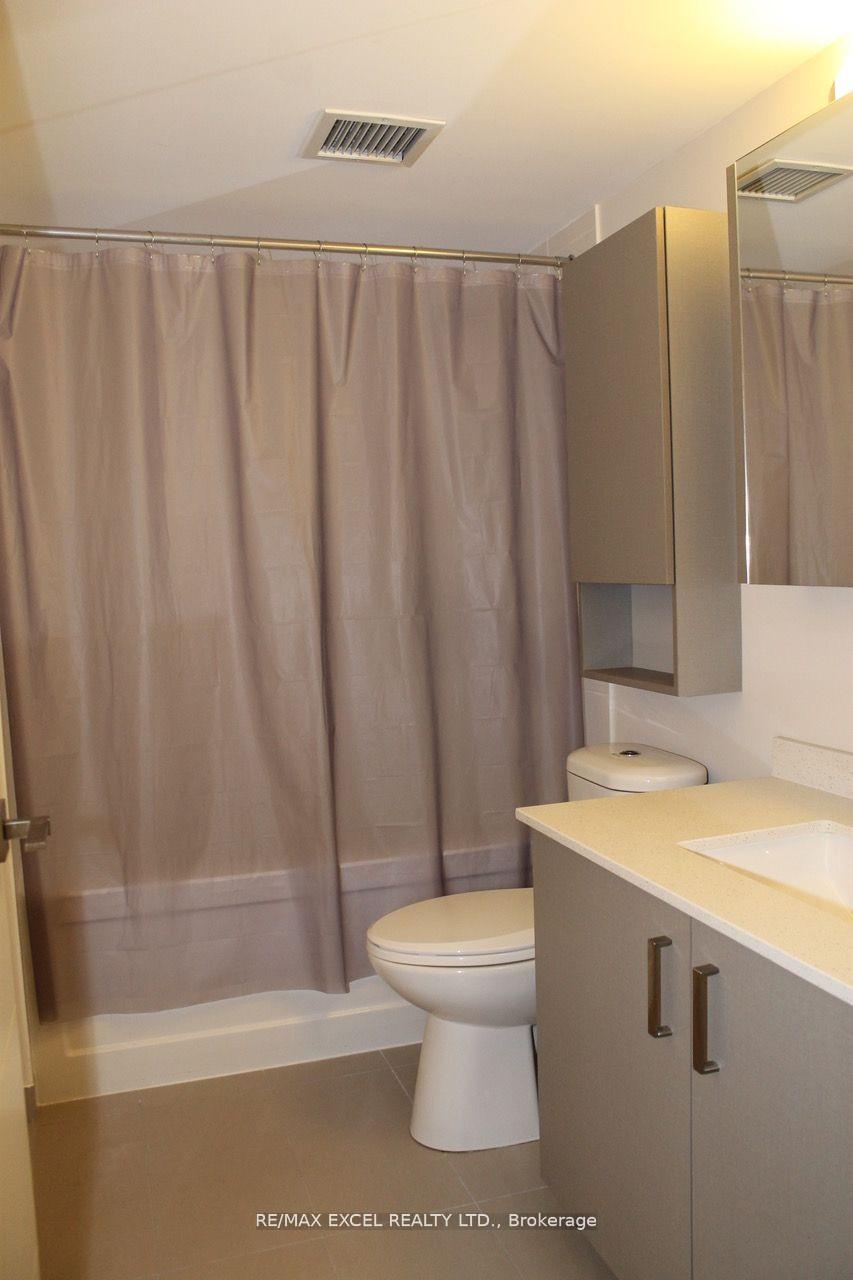 Photo 9 of Unit 607, 18 Uptown Drive, Markham, Unionville — HOMEH