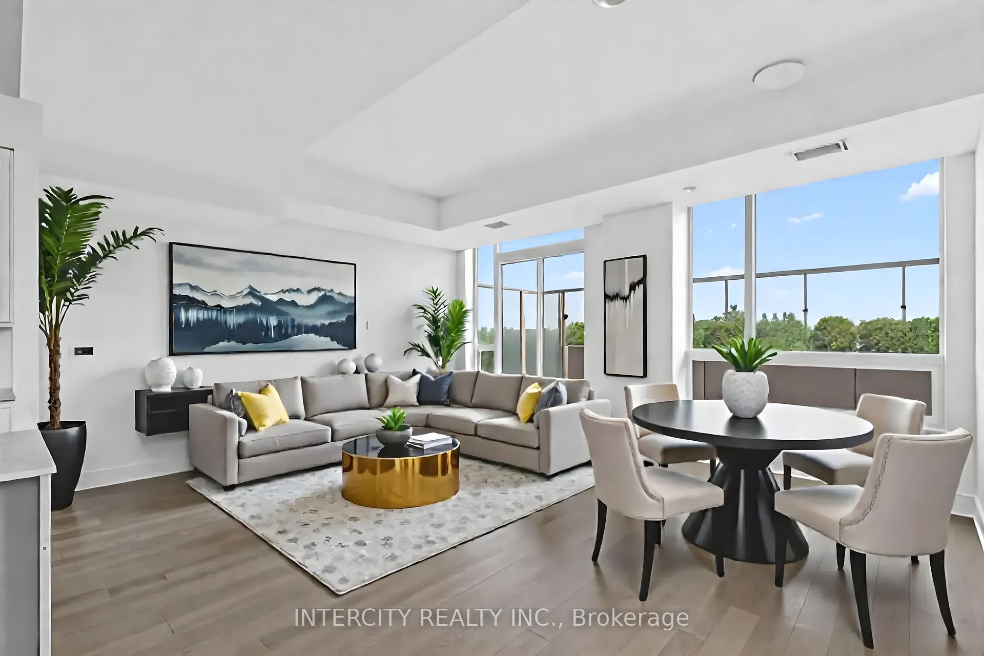Photo 1 of Unit 516, 2075 King Road, King, King City — HOMEH