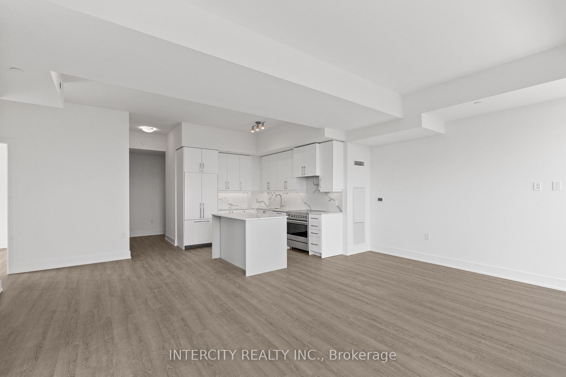 Photo 9 of Unit 516, 2075 King Road, King, King City — HOMEH